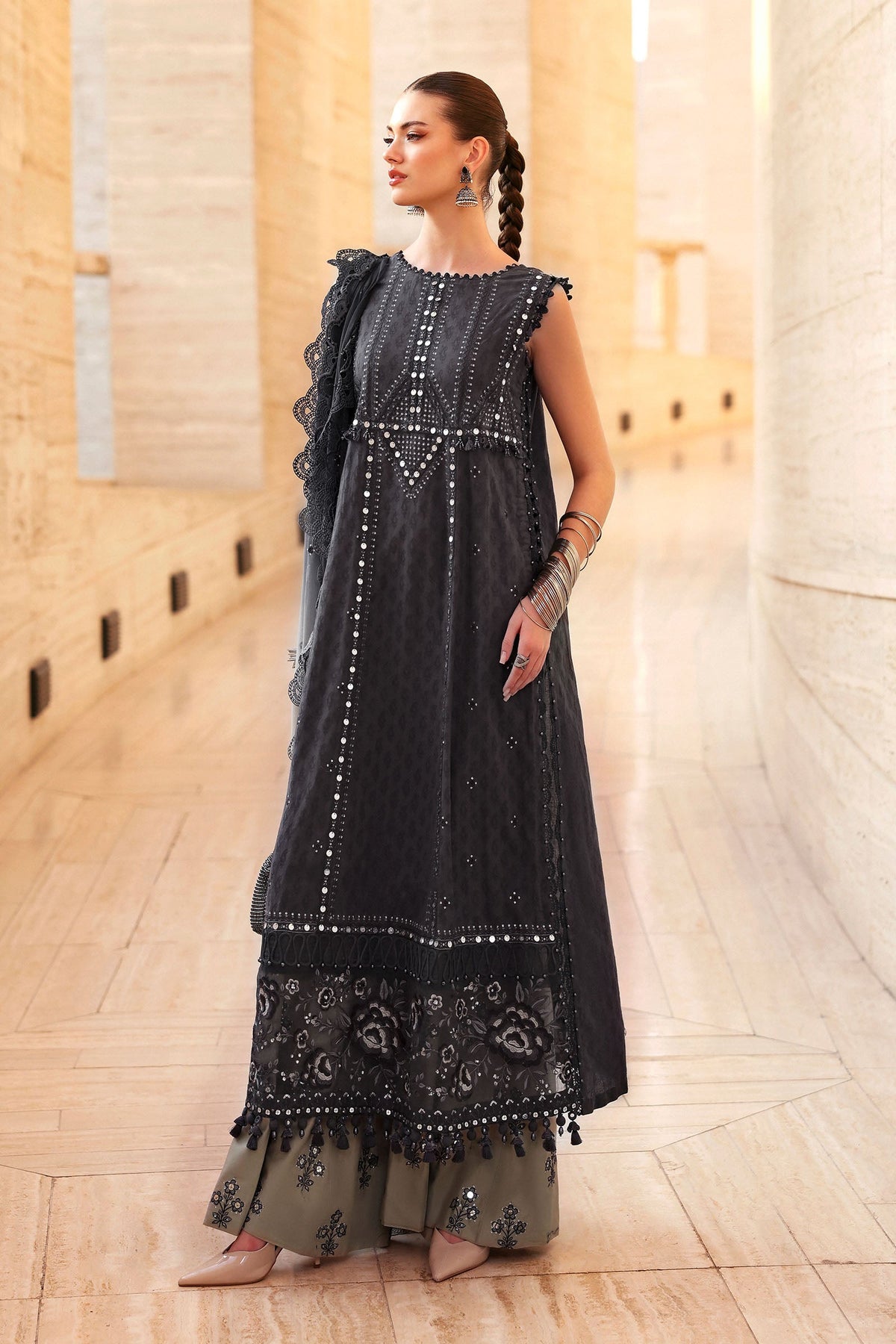 Maria B | Lawn 26 | D-2602-B