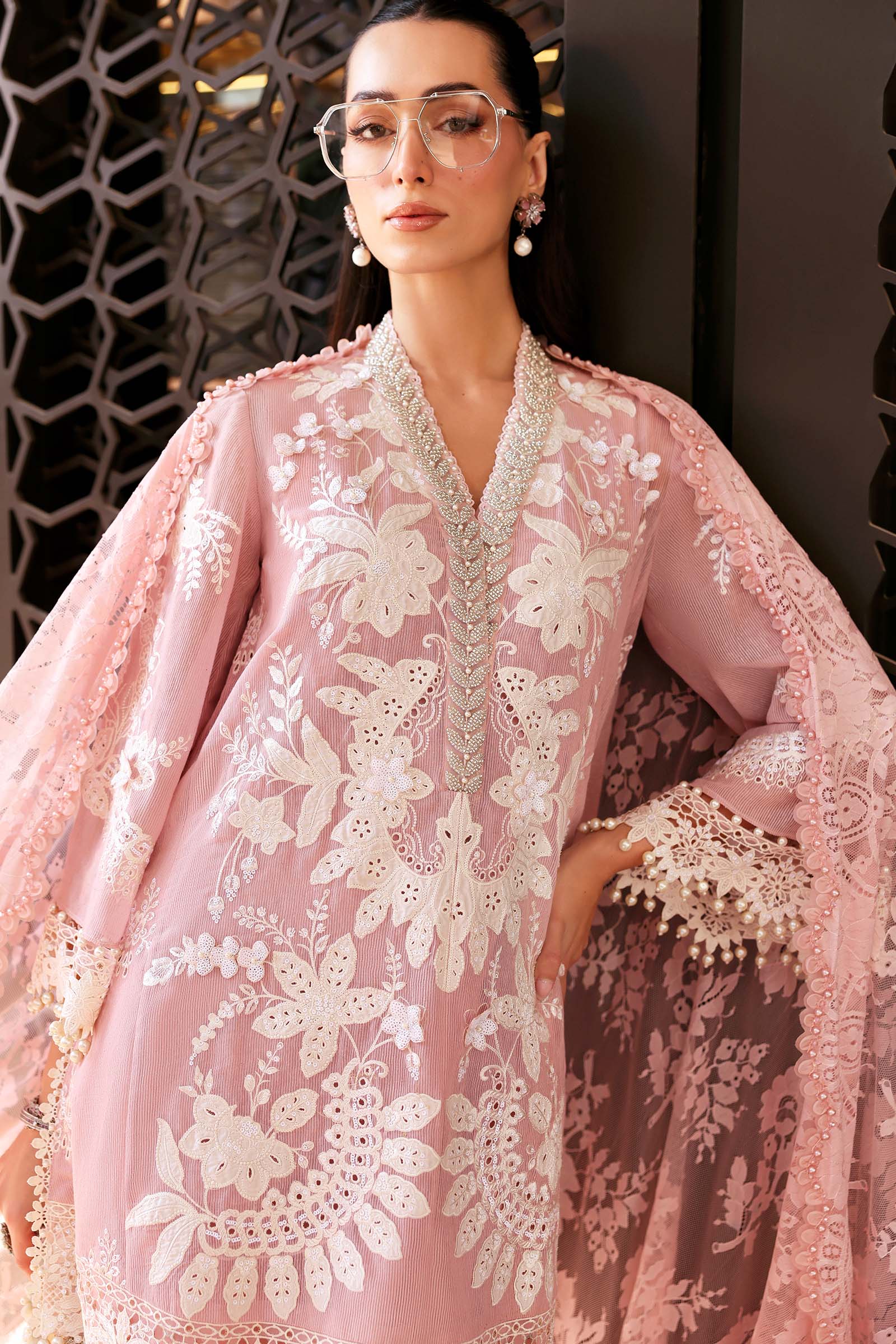 Maria B | Lawn 26 | D-2603-A