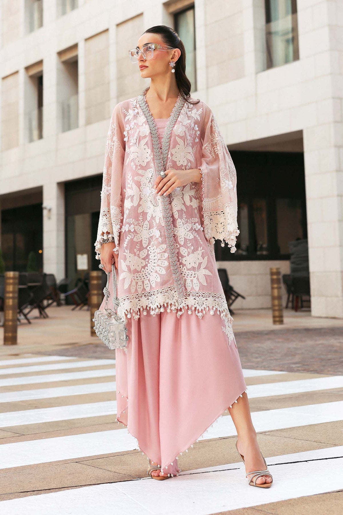 Maria B | Lawn 26 | D-2603-A