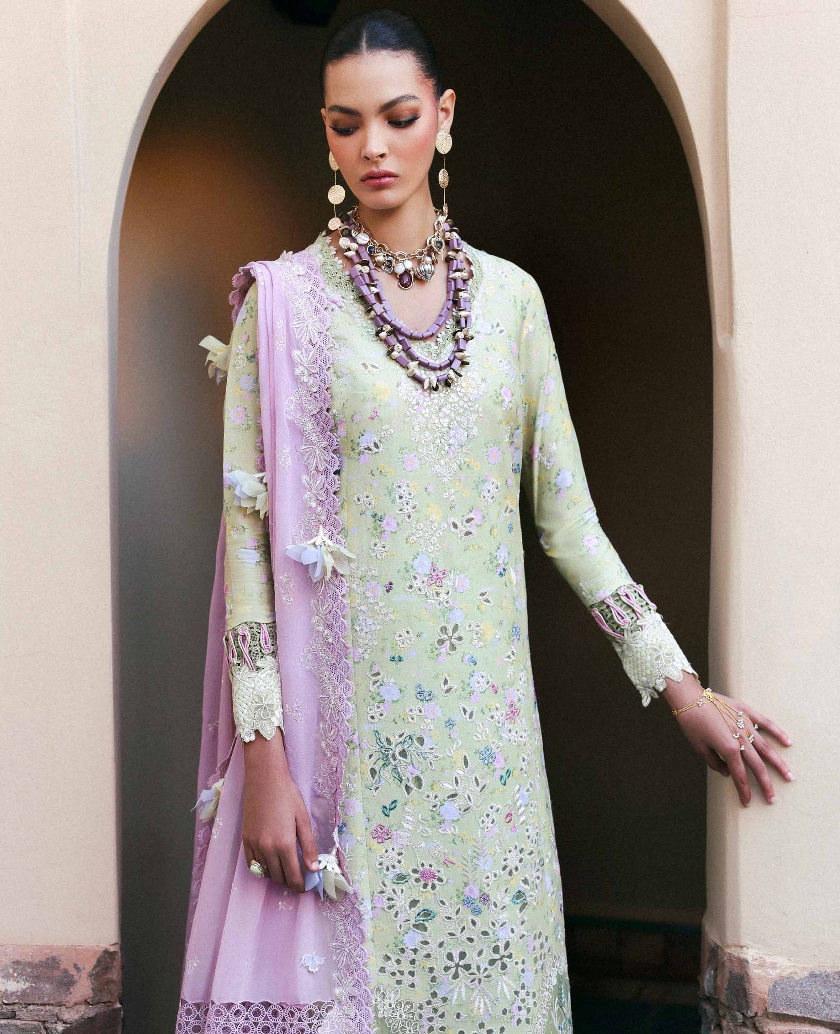 Republic Womenswear | Reine Luxury Lawn 26 | Perla