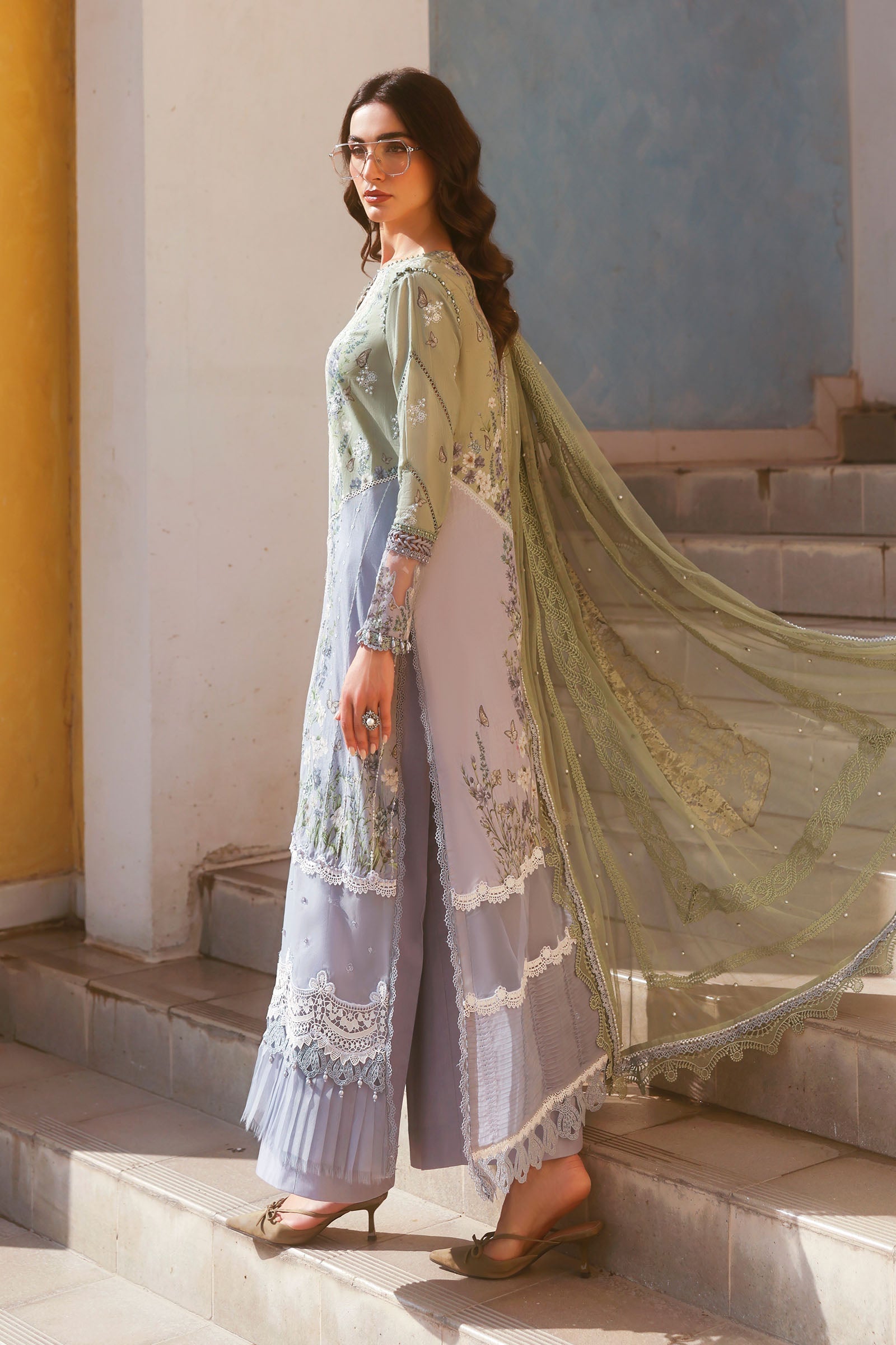Maria B | Lawn 26 | D-2606-B