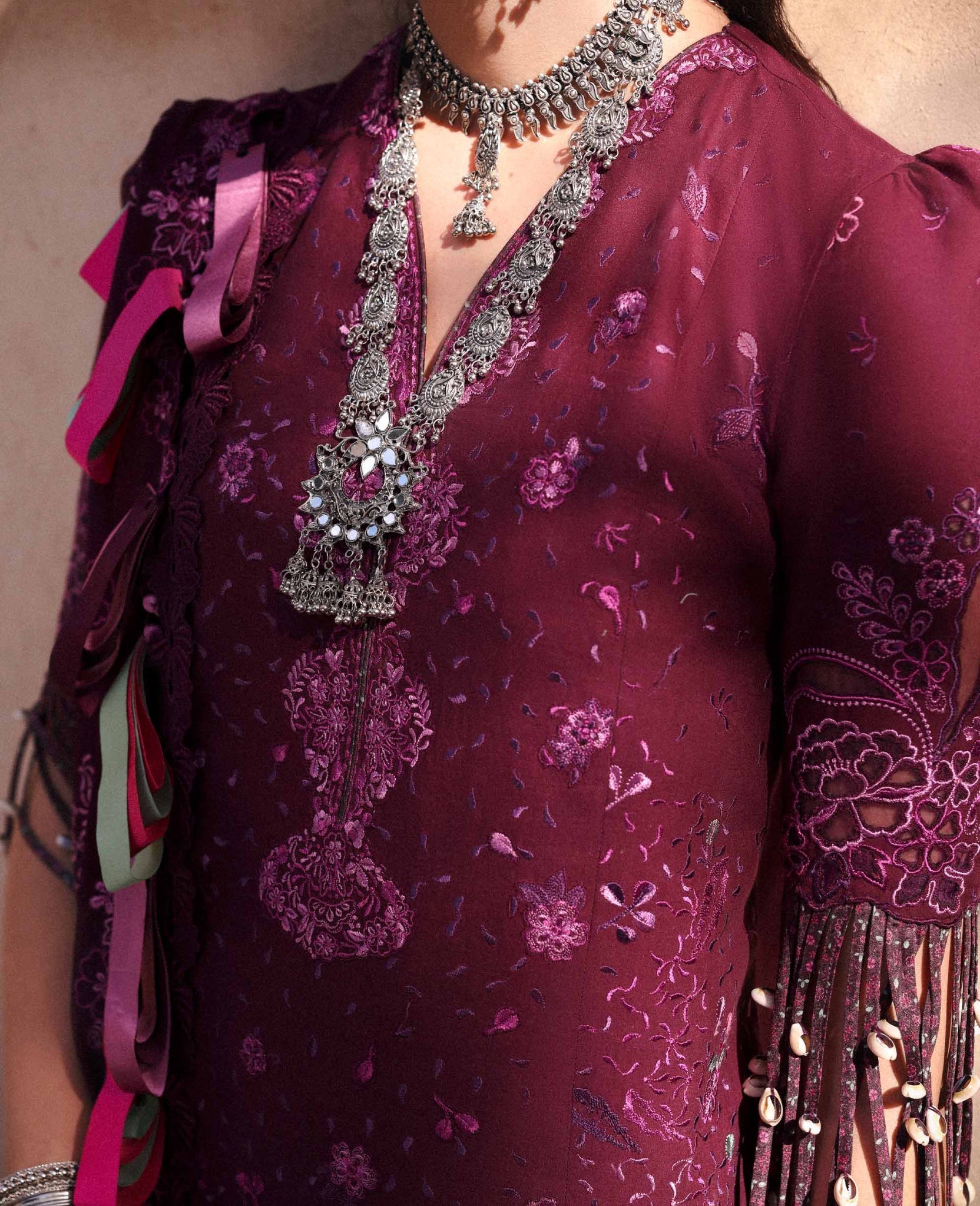 Republic Womenswear | Reine Luxury Lawn 26 | Icie