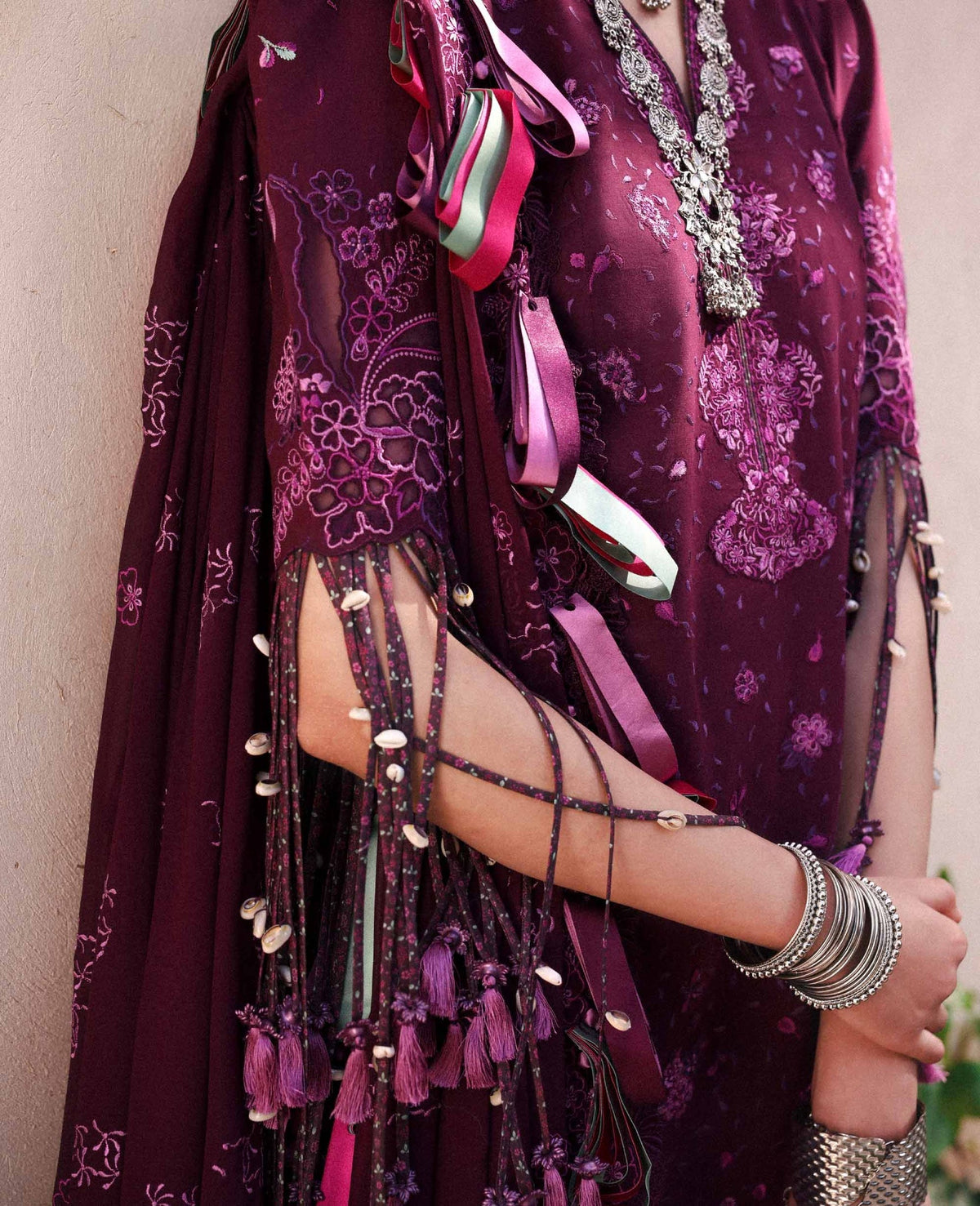 Republic Womenswear | Reine Luxury Lawn 26 | Icie