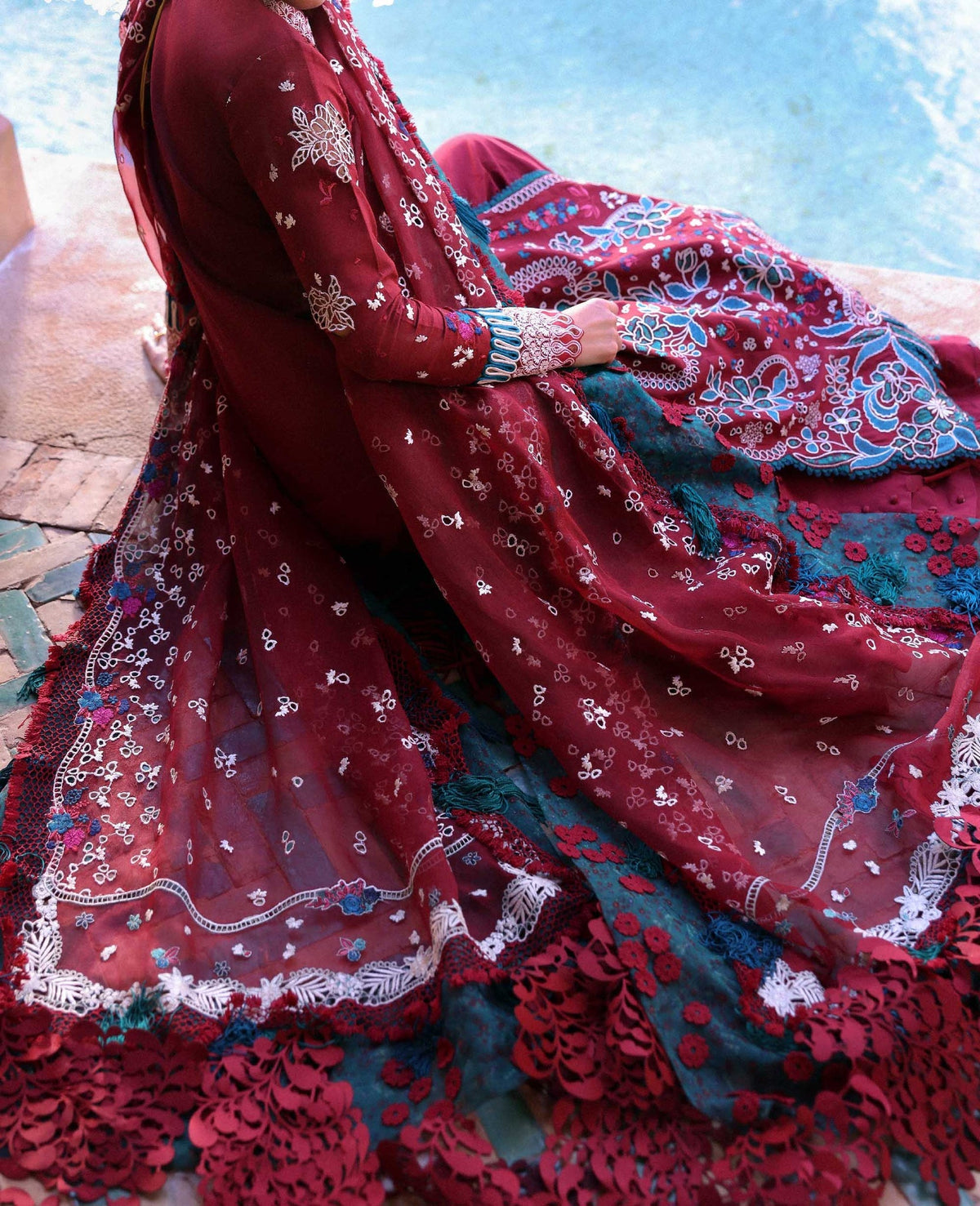 Republic Womenswear | Reine Luxury Lawn 26 | Eden