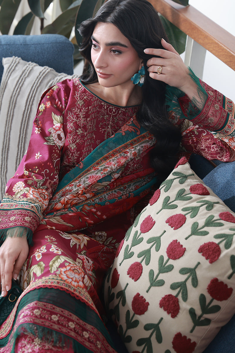 Gulaal | Delia Lawn | Hilyn