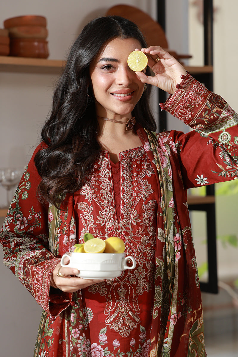 Gulaal | Delia Lawn 26 | Sia