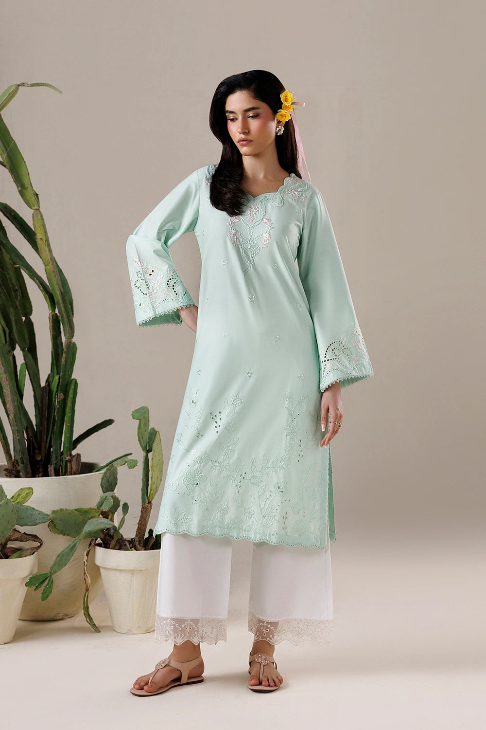 Azure | Chic Essentials |Dew Drop