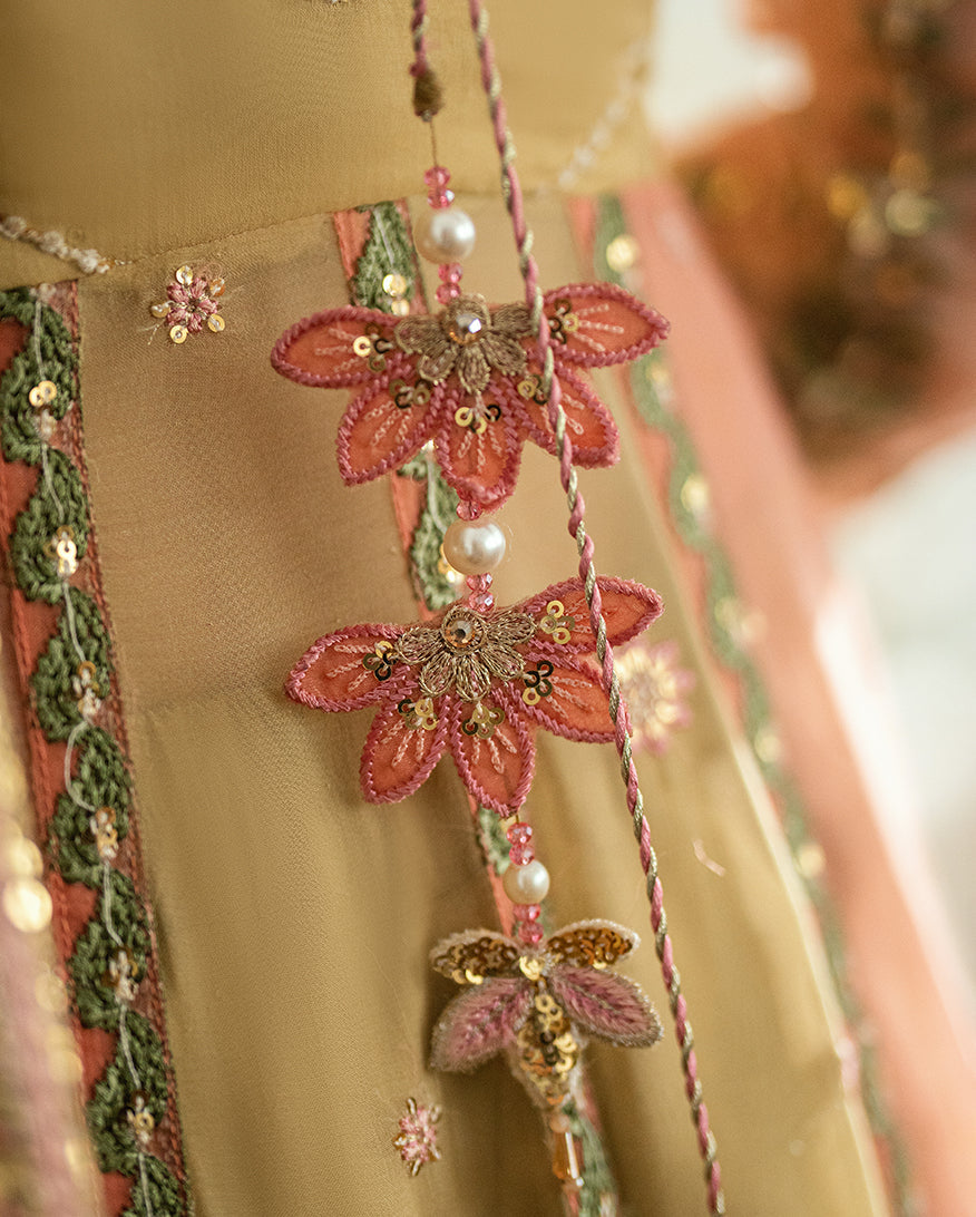 Mushq | Sham Shandaar Festive | Sur Sunehri