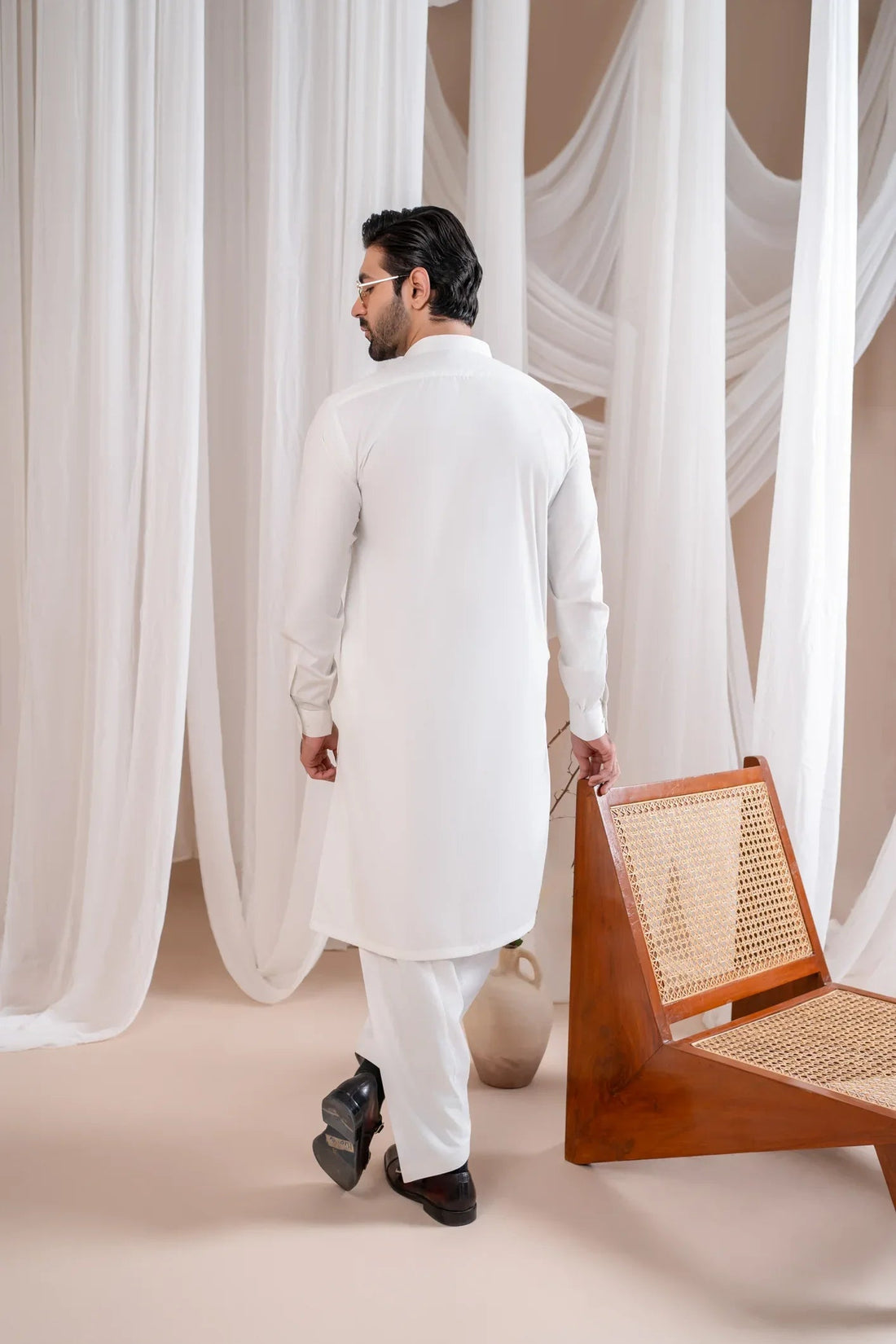 Off White Kurta trouser for men