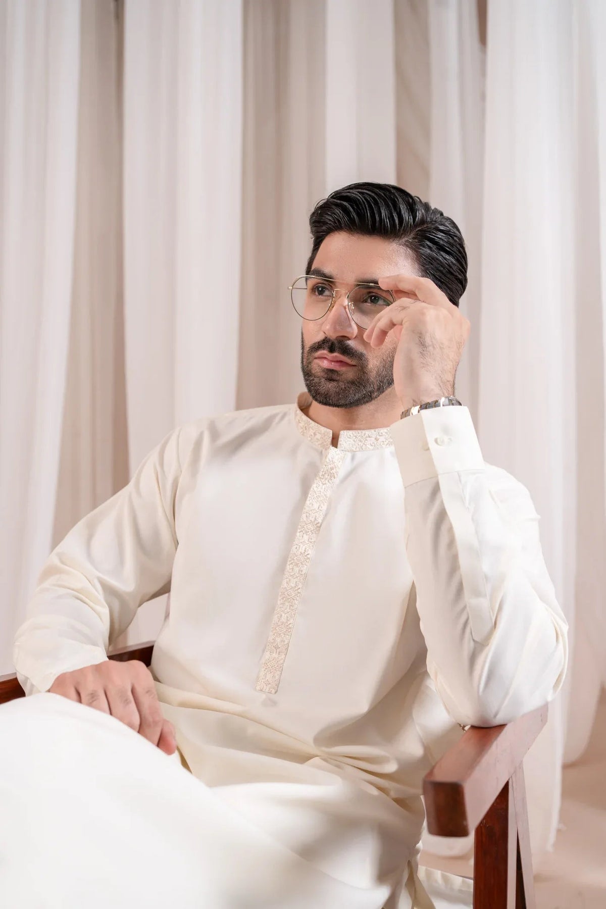 Formal Bosky White Kurta Shalwar - Collar Neck Embroidered - Men
