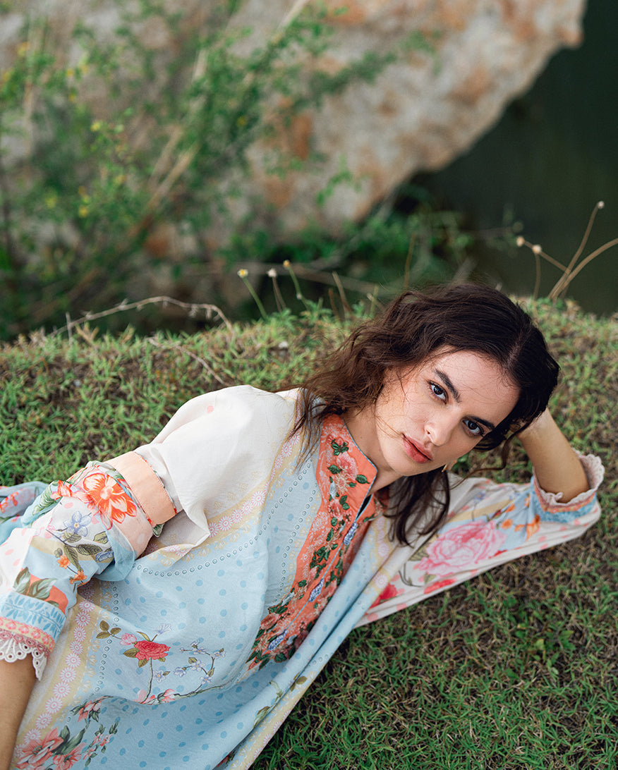 Roheenaz | Garden Veal Printed Lawn 25 | Cloudberey glaze