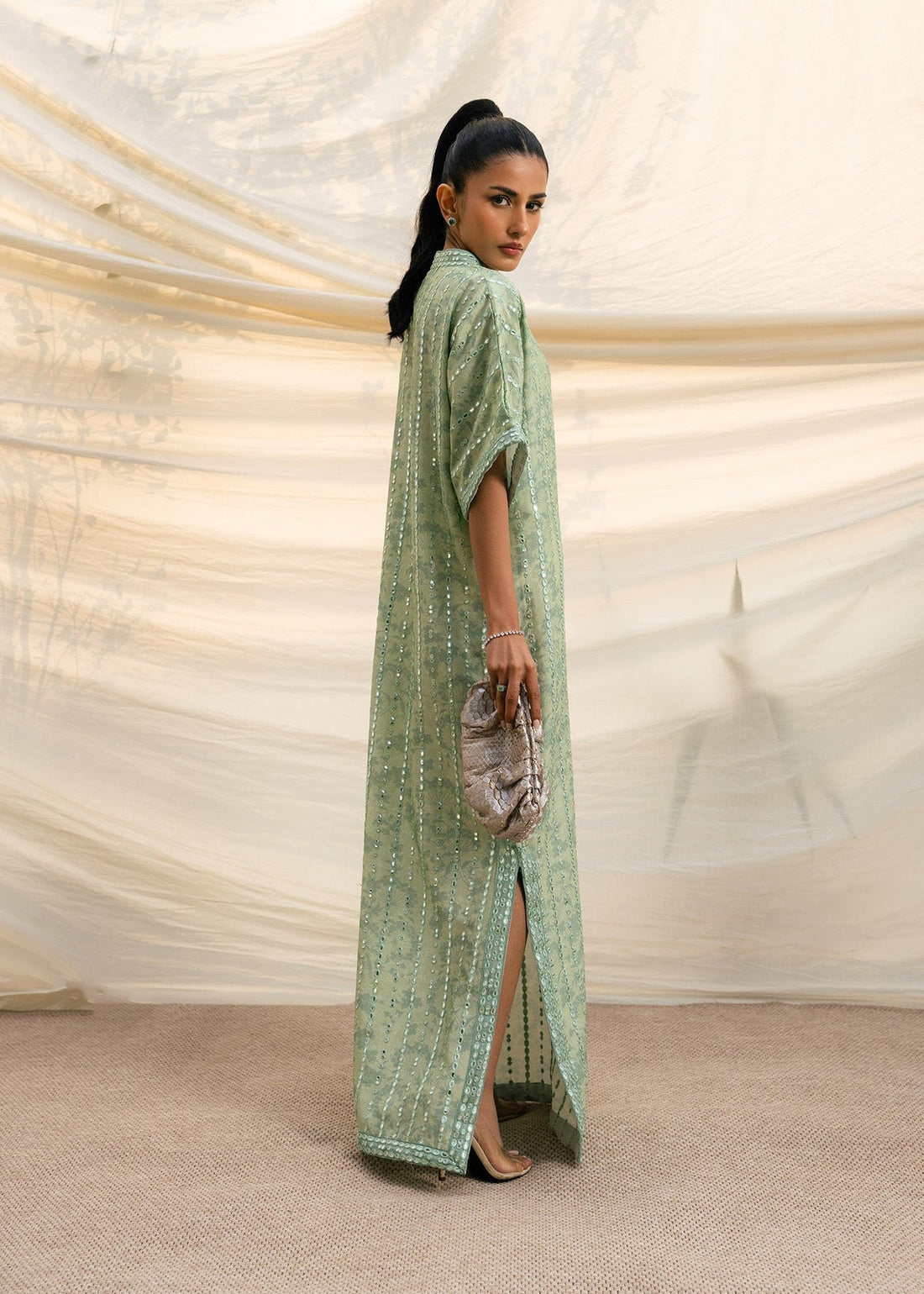 Mahgul | Ambi Bagh Silk Edit | Nayab