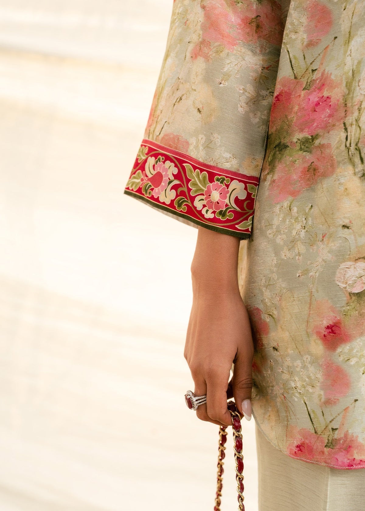 Mahgul | Ambi Bagh Silk Edit | Abeer