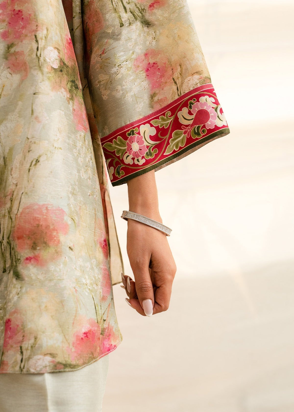 Mahgul | Ambi Bagh Silk Edit | Abeer