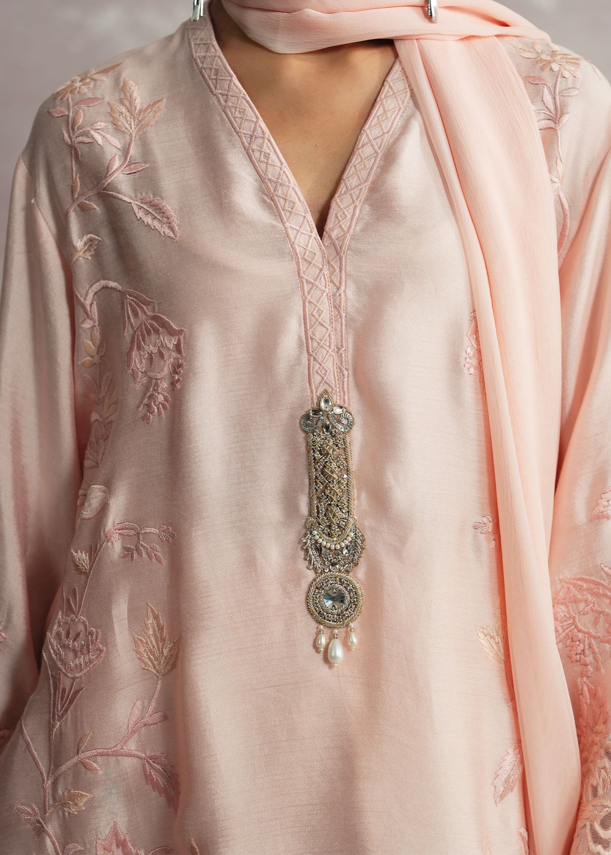 Mahgul | Narine Luxe | Gul