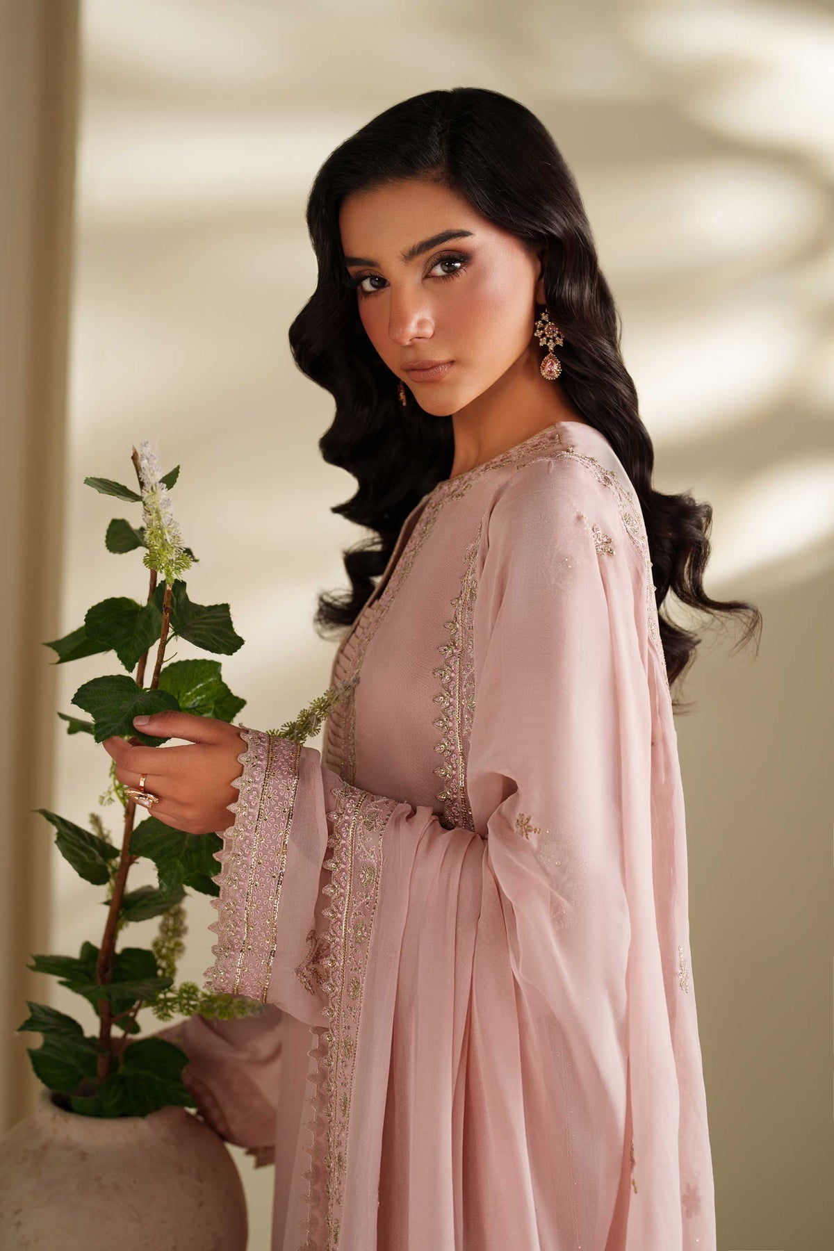 Akbar Aslam | Formal Pret | Friya