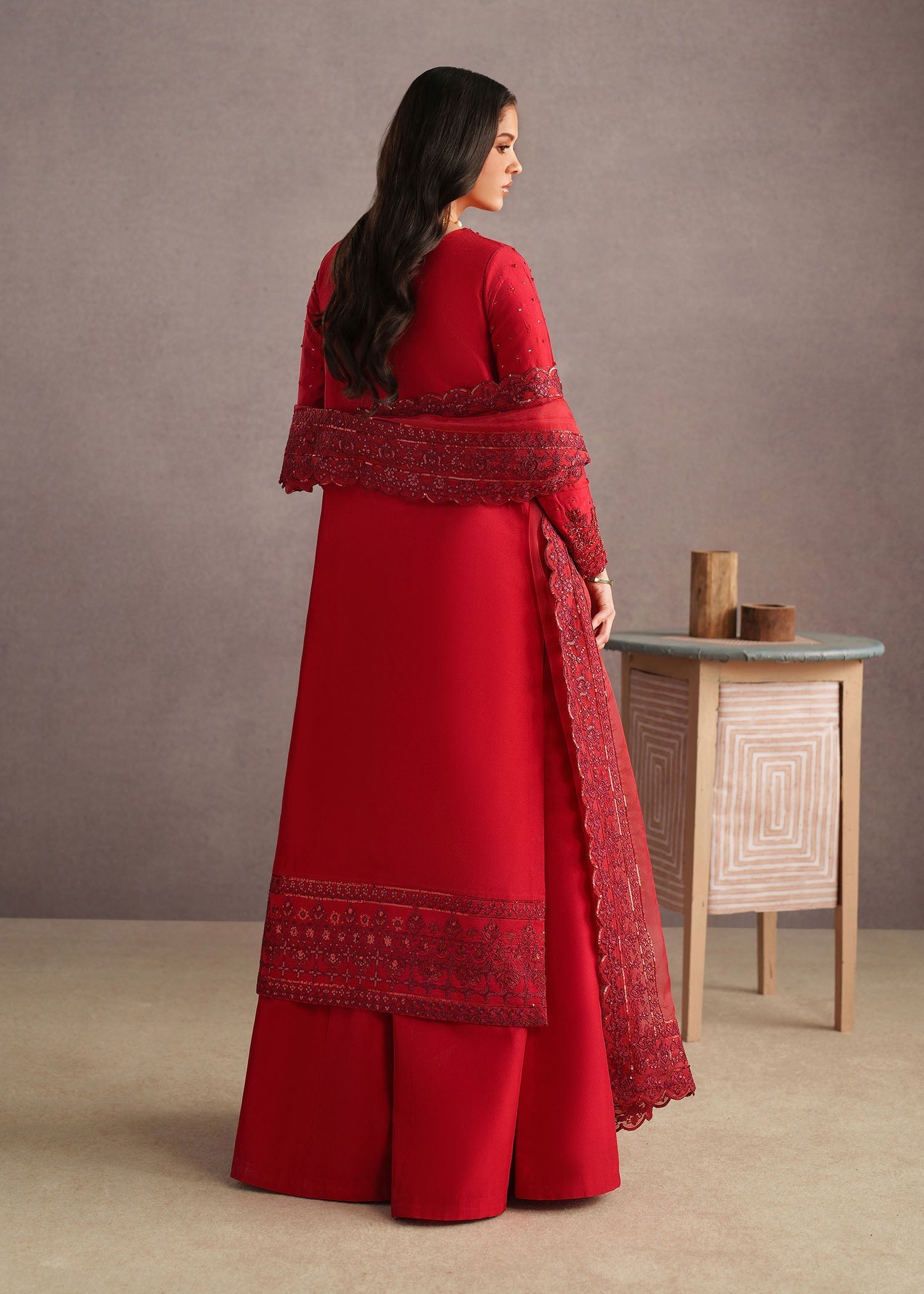 Dastoor | Lyra Eid Luxury Pret 26 | Aina