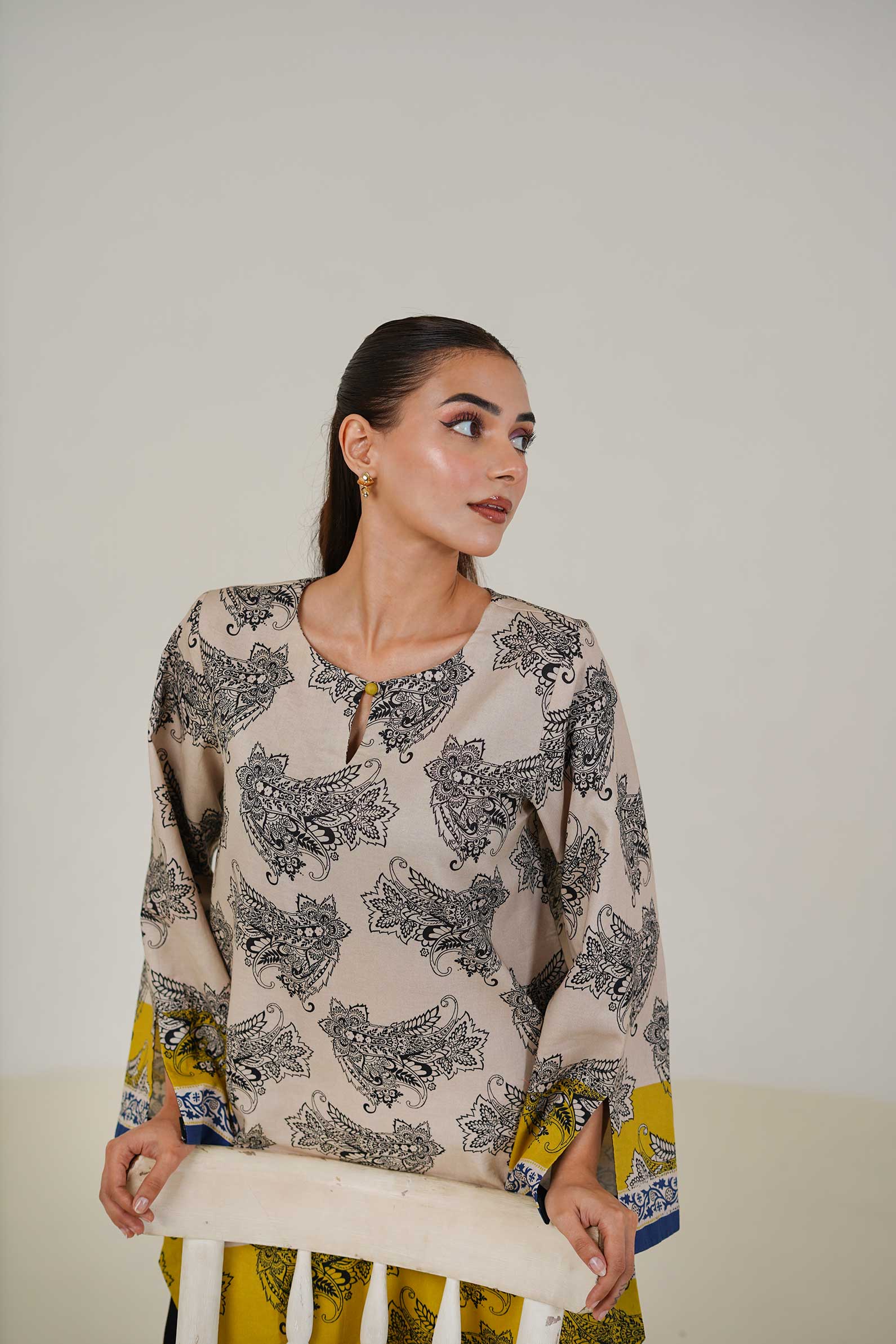 Maryam Hussain | Lawn Co Ord Sets | Set D-3
