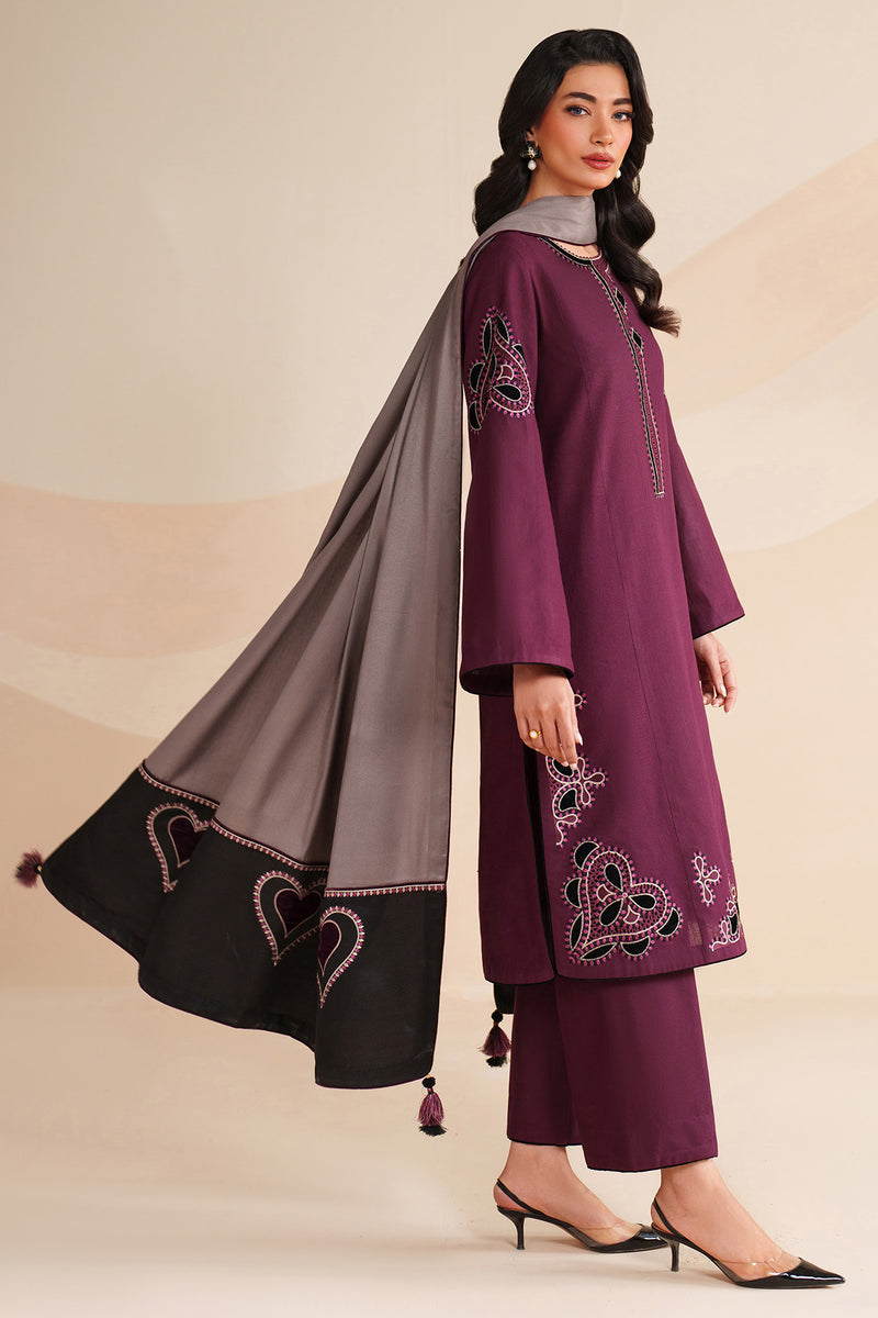 Jazmin | Winter 25 | UW-0218