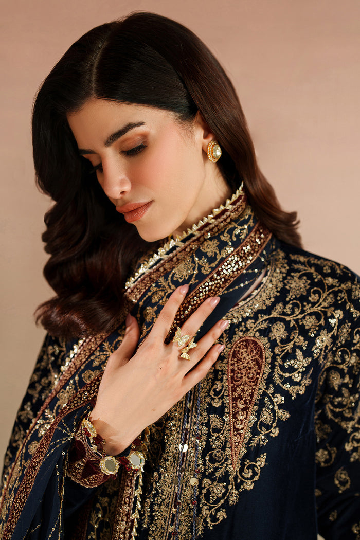 Jazmin | Velvet Vogue 25 | VVF D-7