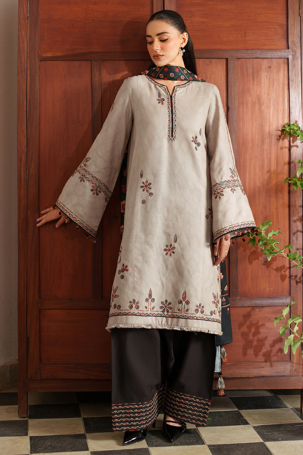 Jazmin | Winter 25 | UW-0144