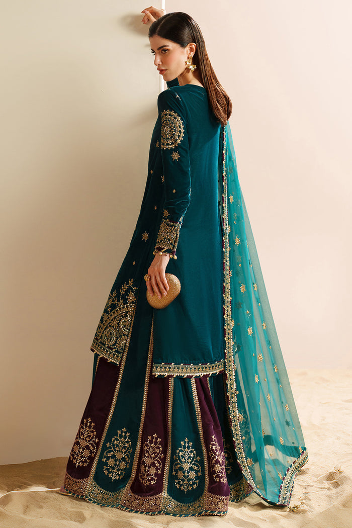 Jazmin | Velvet Vogue 25 | VVF D-8