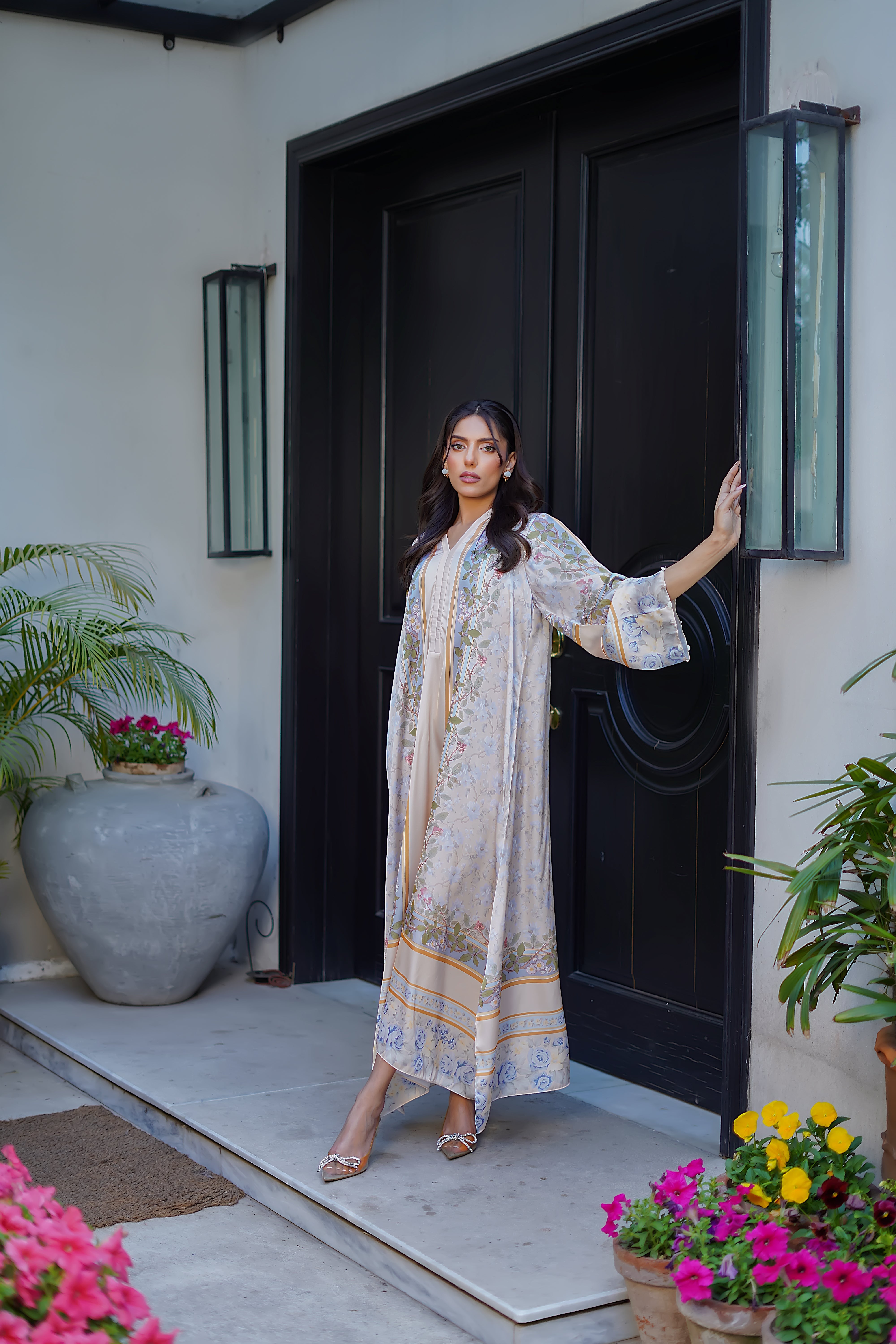 Erum Khan | Nue 25 | Sand Dune