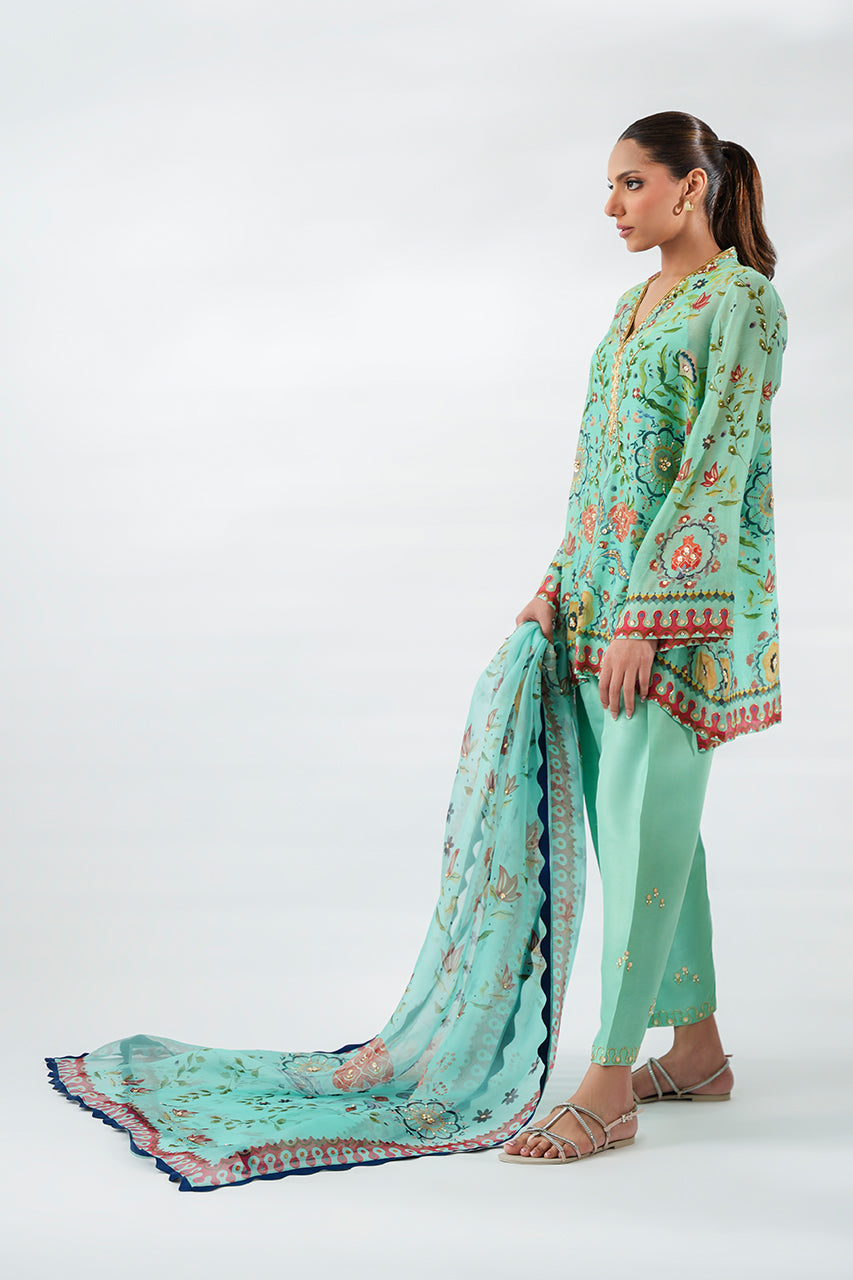 Sania Maskatiya | Fall Festive Glimmer | Este