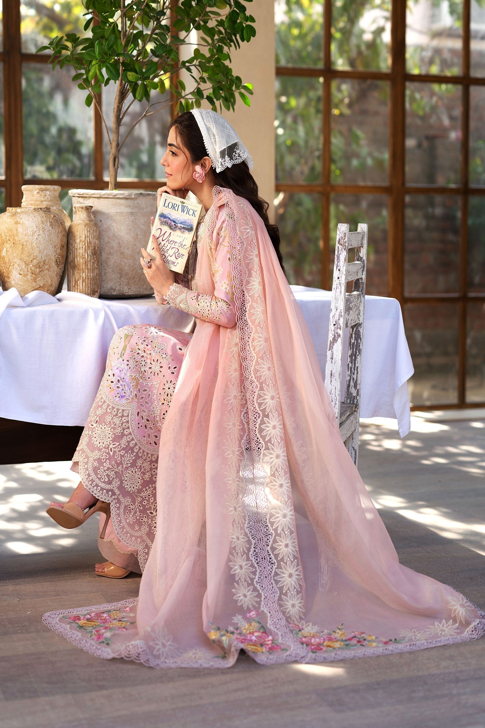 Maryam Hussain | Luxury Lawn 25 |  Dimple