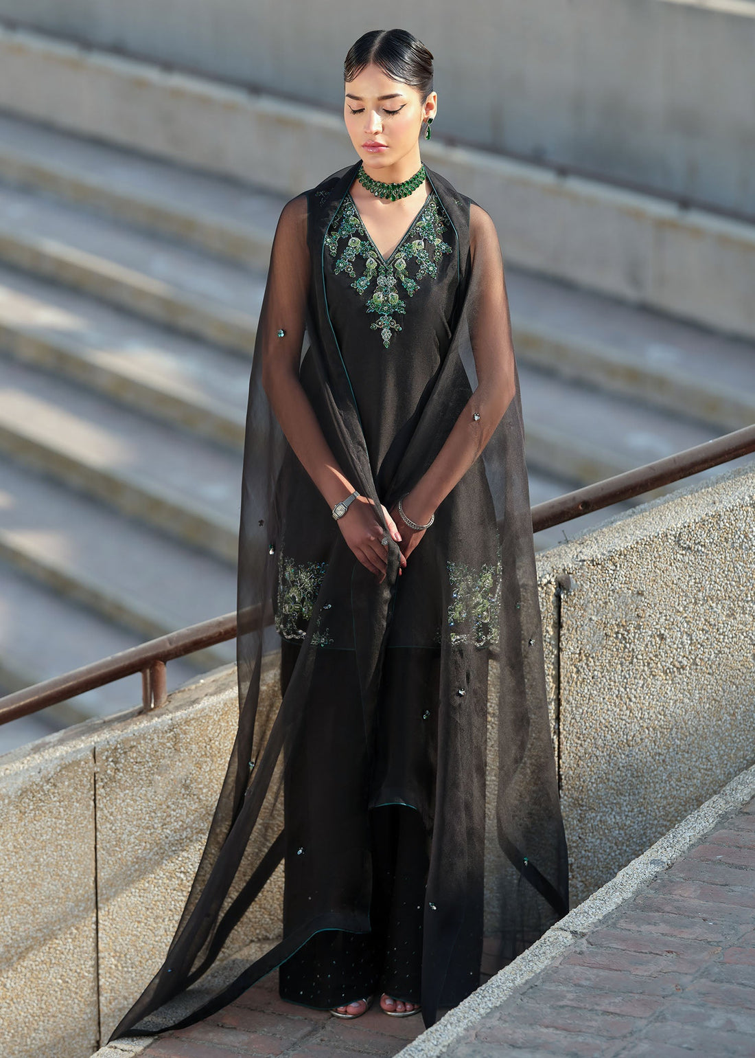 Mahum Asad | Sarai Luxury Formals | Onyx