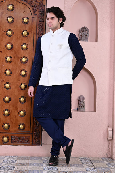 Men's White Jacquard Style Waist Coat