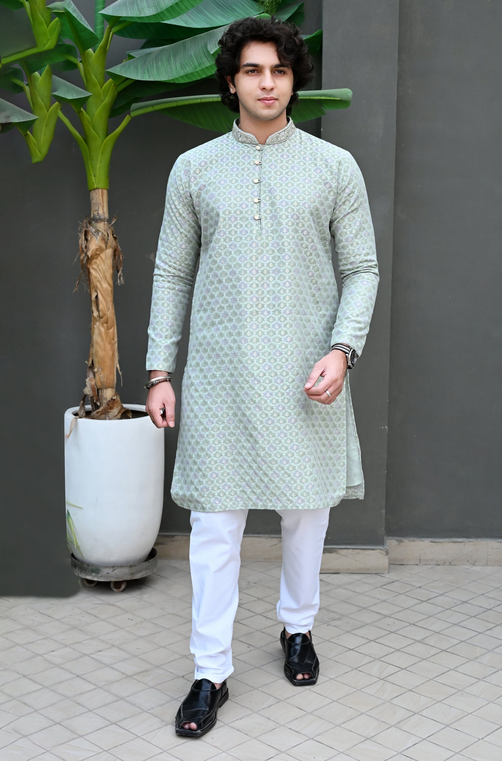 Men's Georgette Grey with Thread work Kurta Pajama