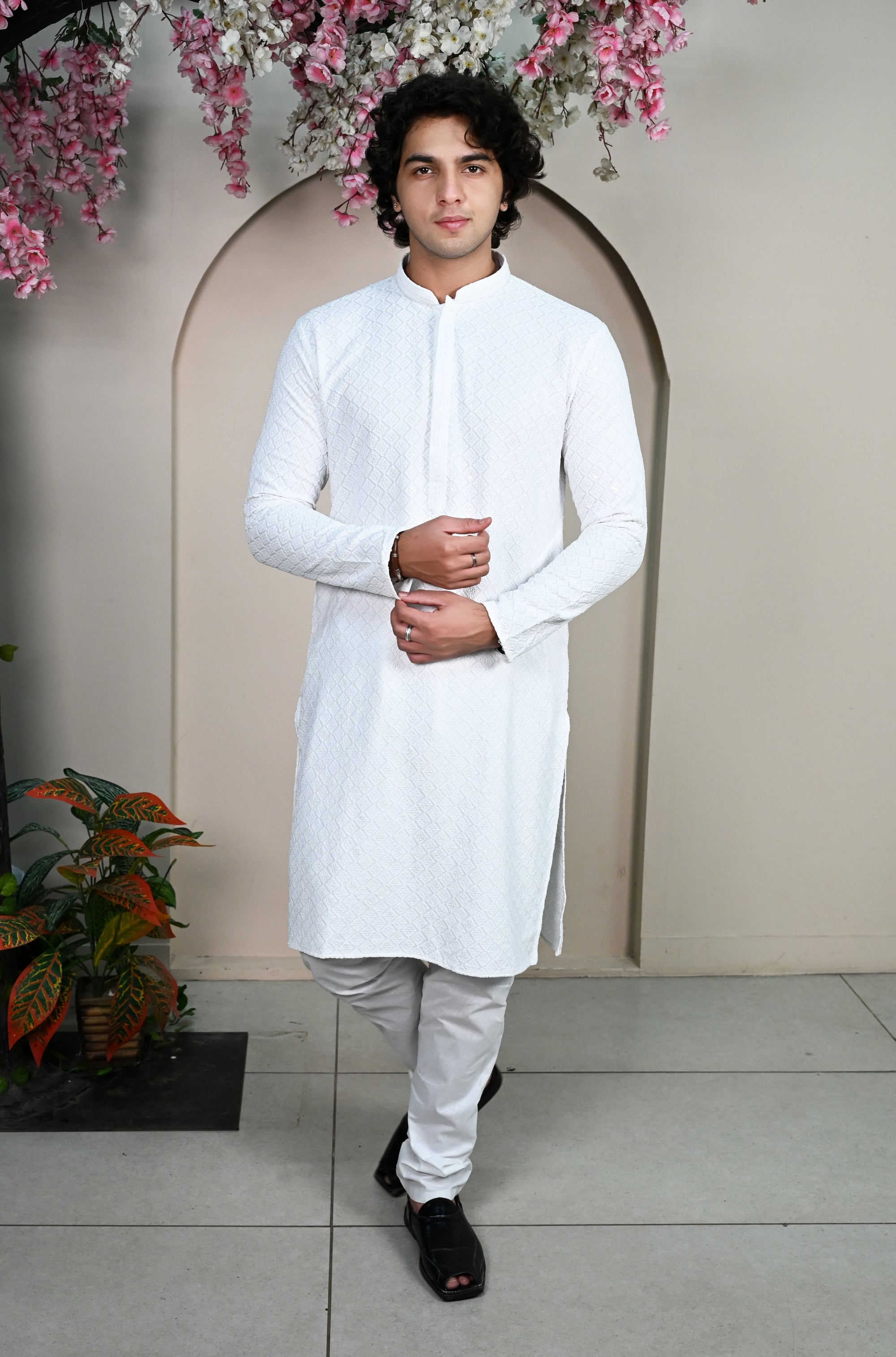 Men's White Chikankari Embroidered Kurta Pajama