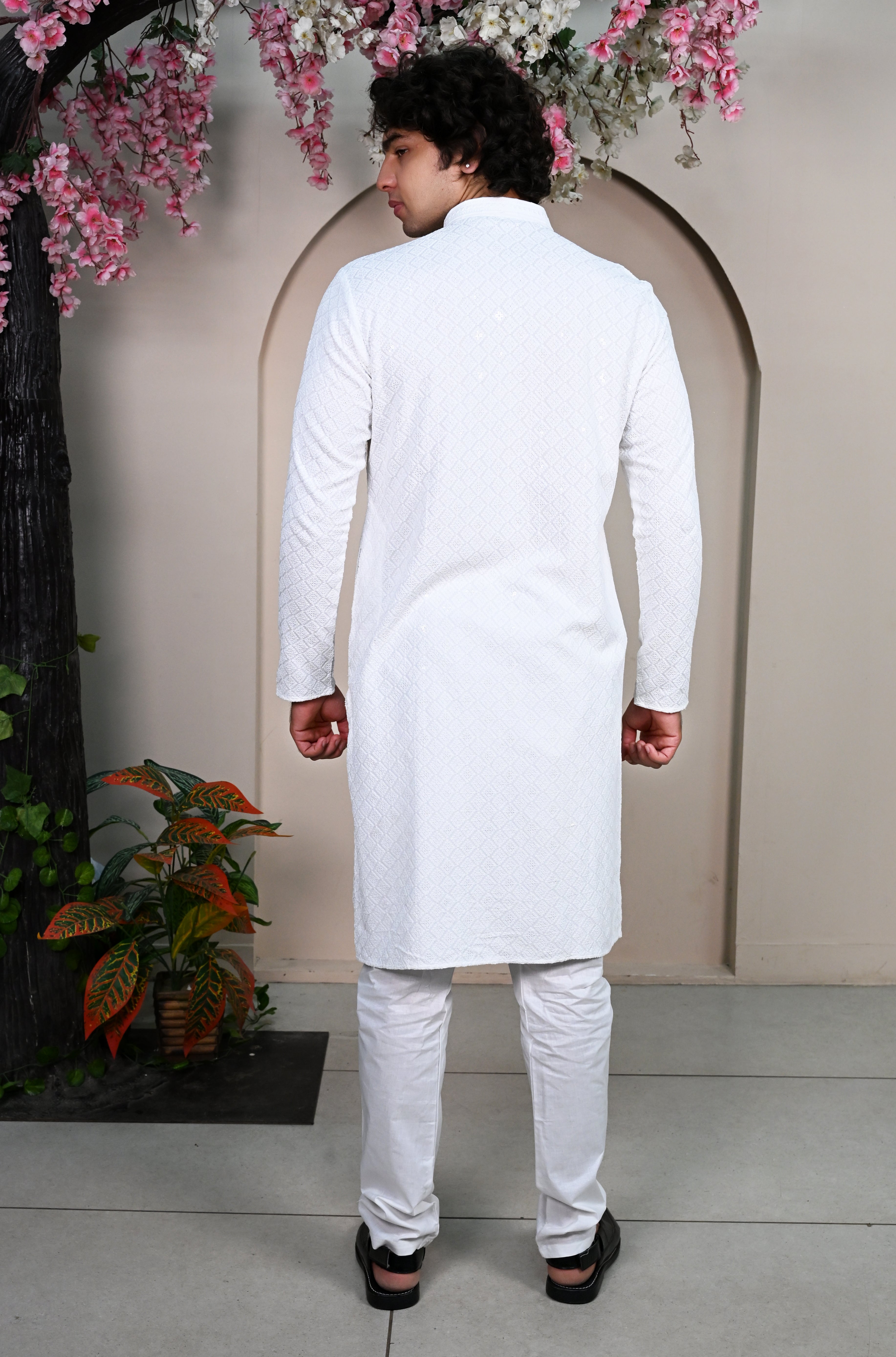 Men's White Chikankari Embroidered Kurta Pajama