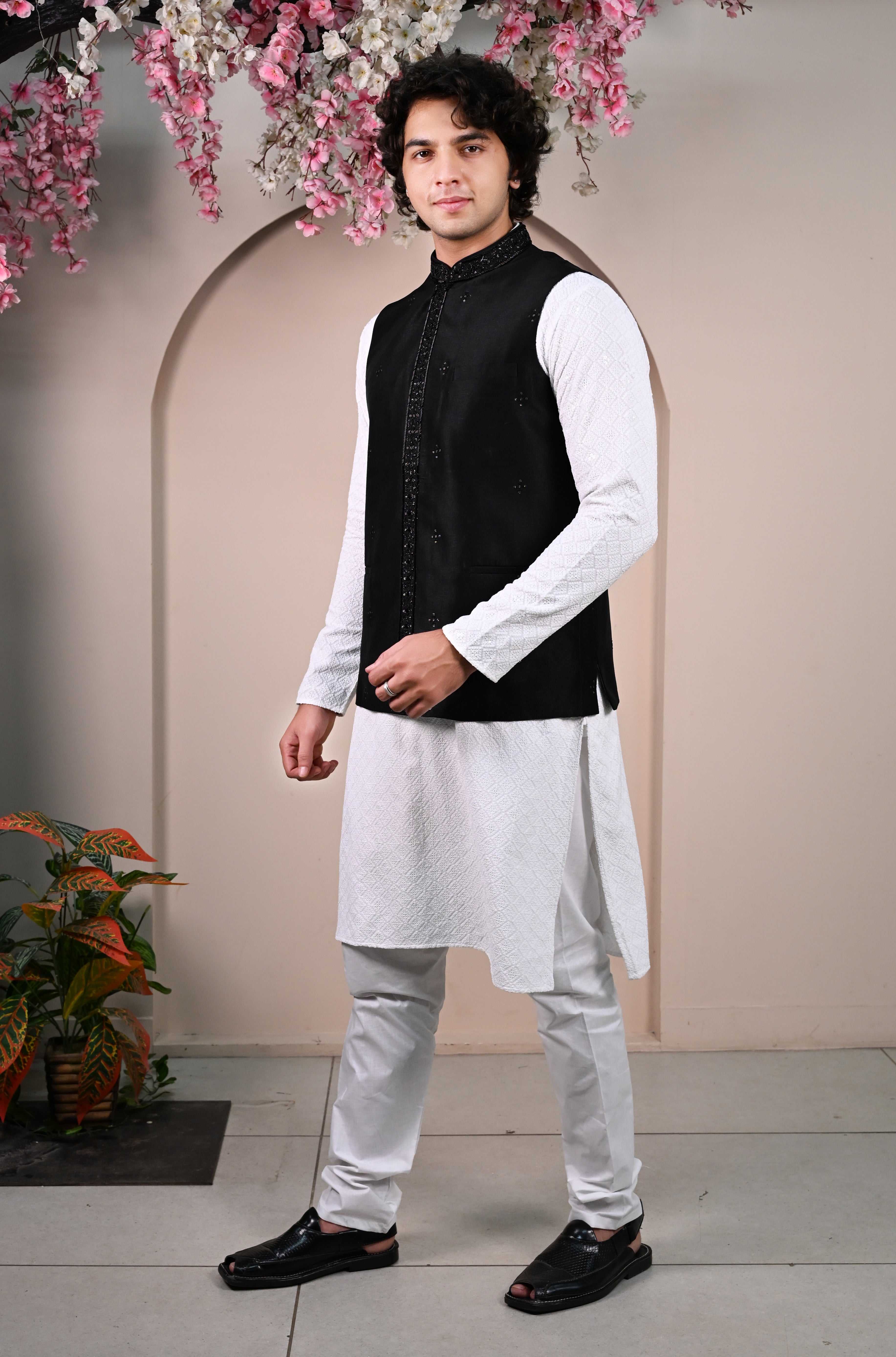 Men's Black Sequins Embroidered Waist Coat