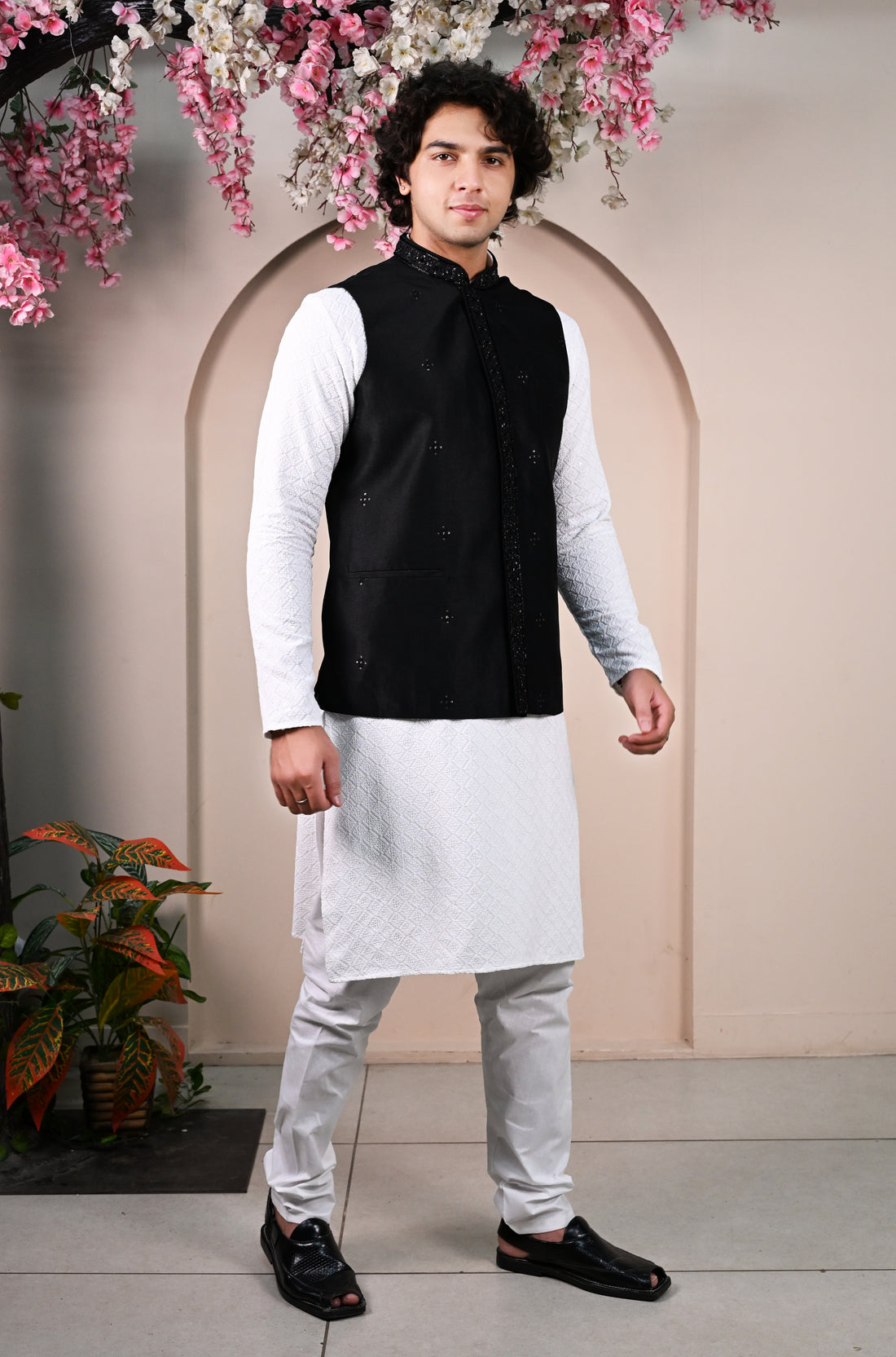 Men's Black Sequins Embroidered Waist Coat