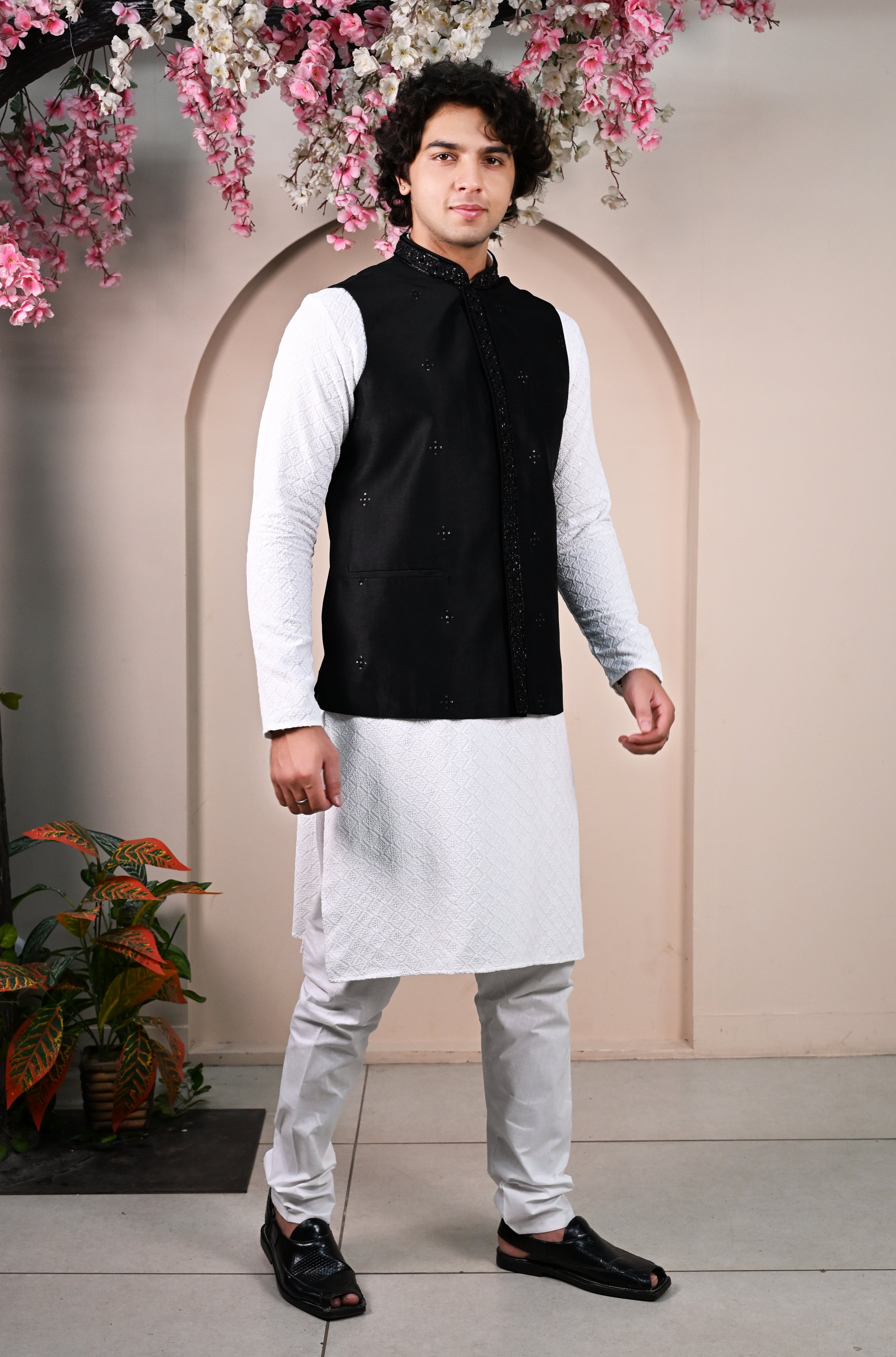 Men's Black Sequins Embroidered Waist Coat