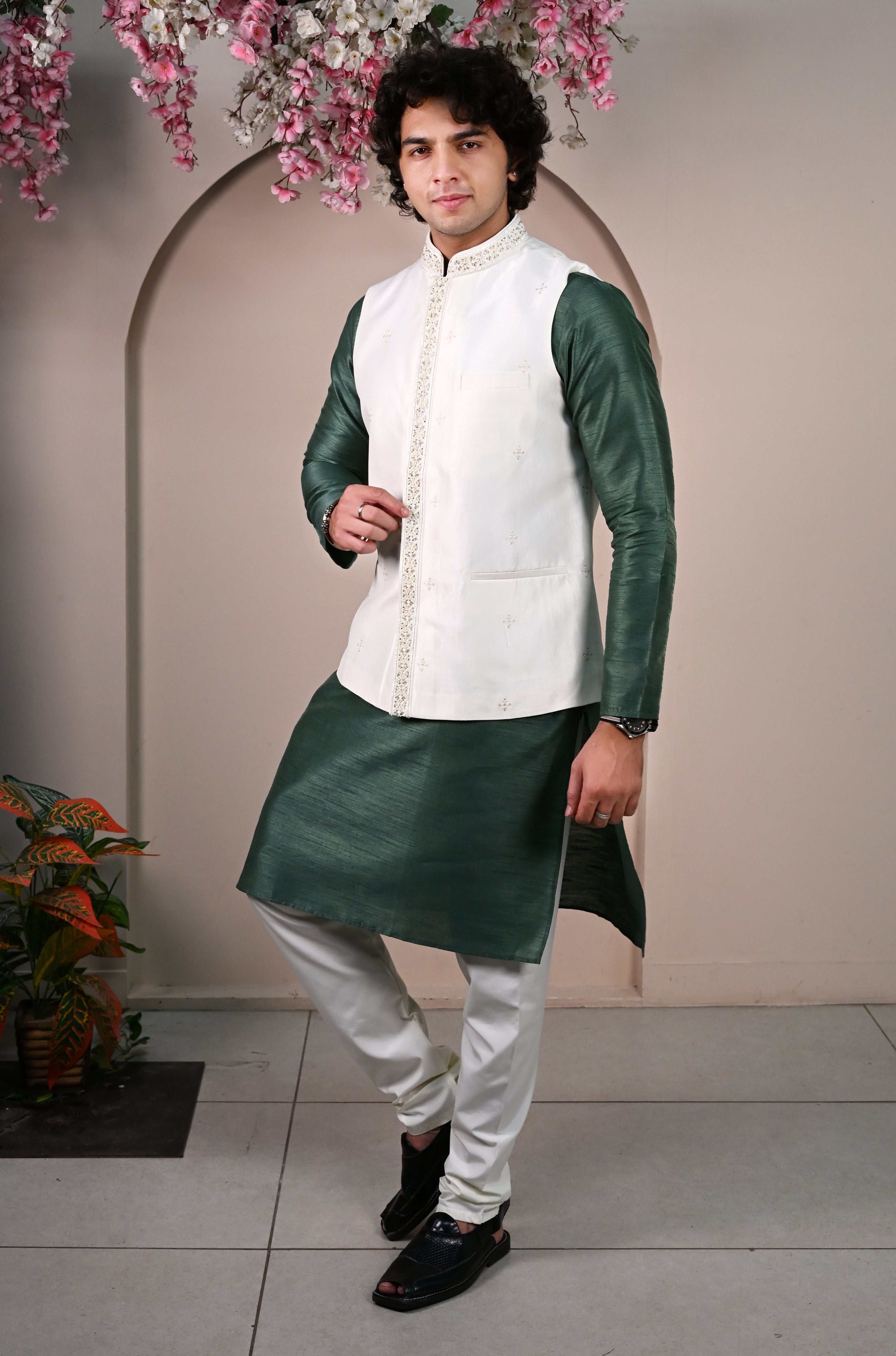 Men's White Sequins Embroidered Waist Coat