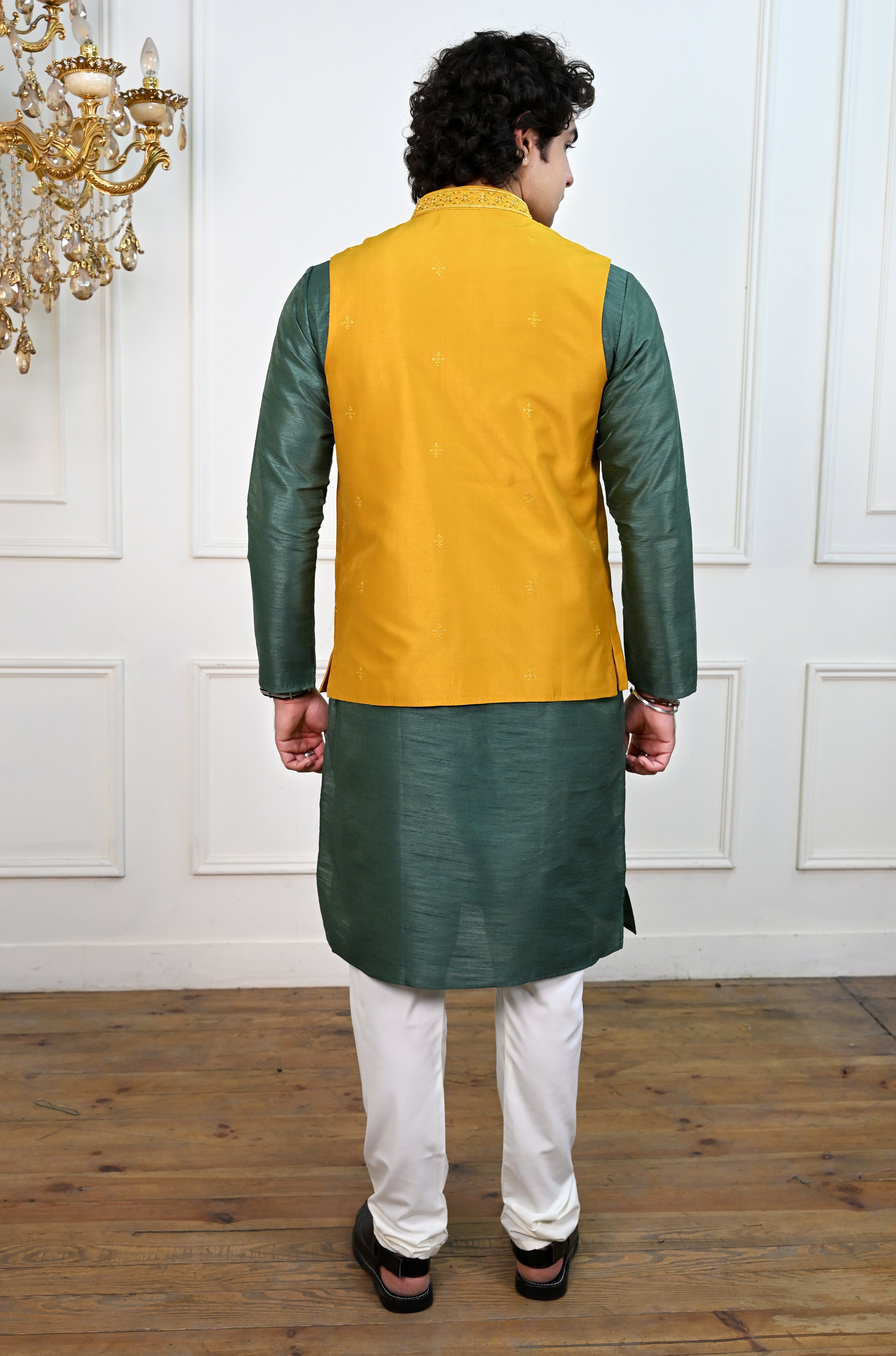 Men's Yellow Sequins Embroidered Waist Coat