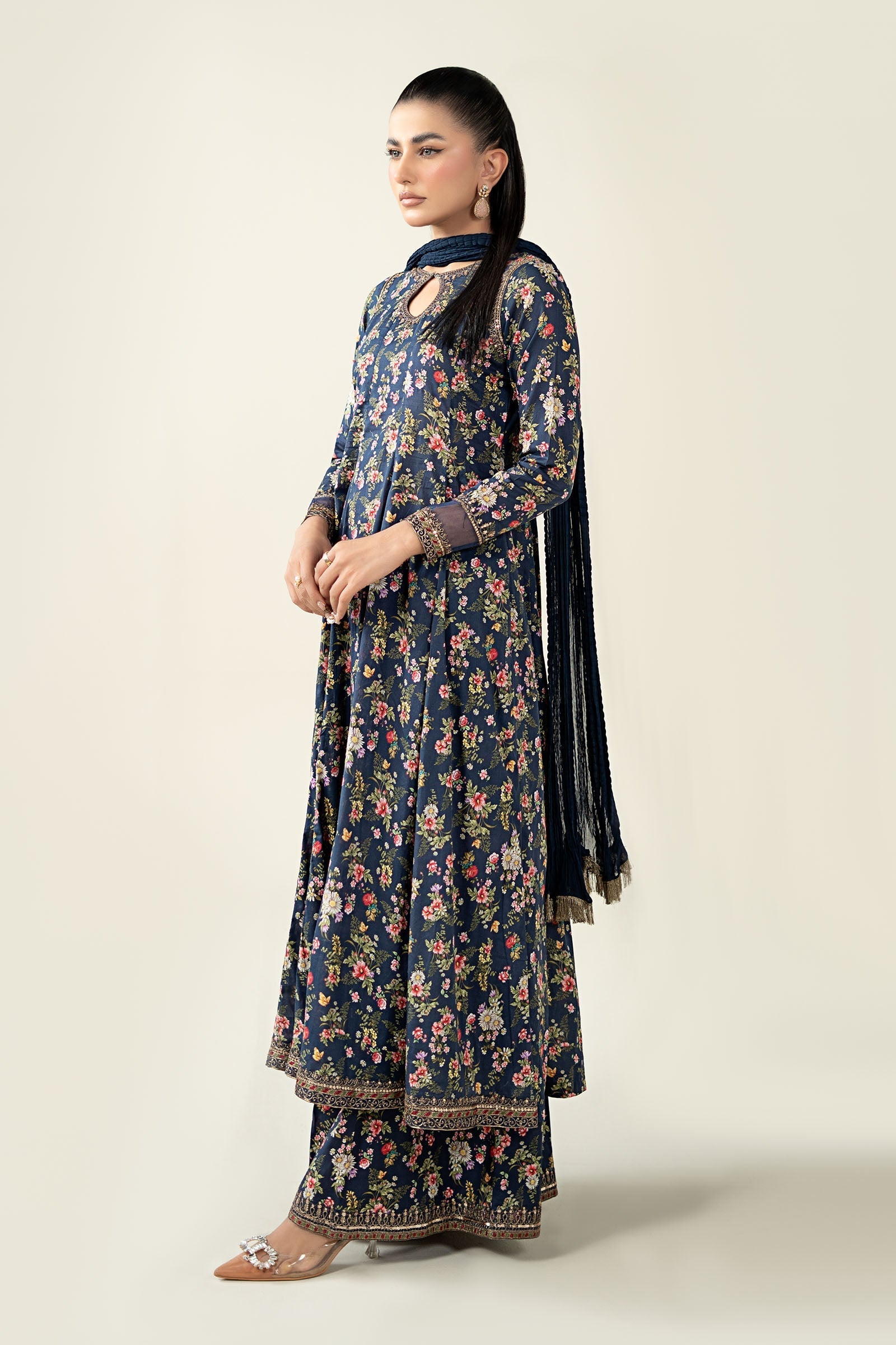 Maria B | Luxury Winter Pret 25 | DW-EA24-81R1-Blue