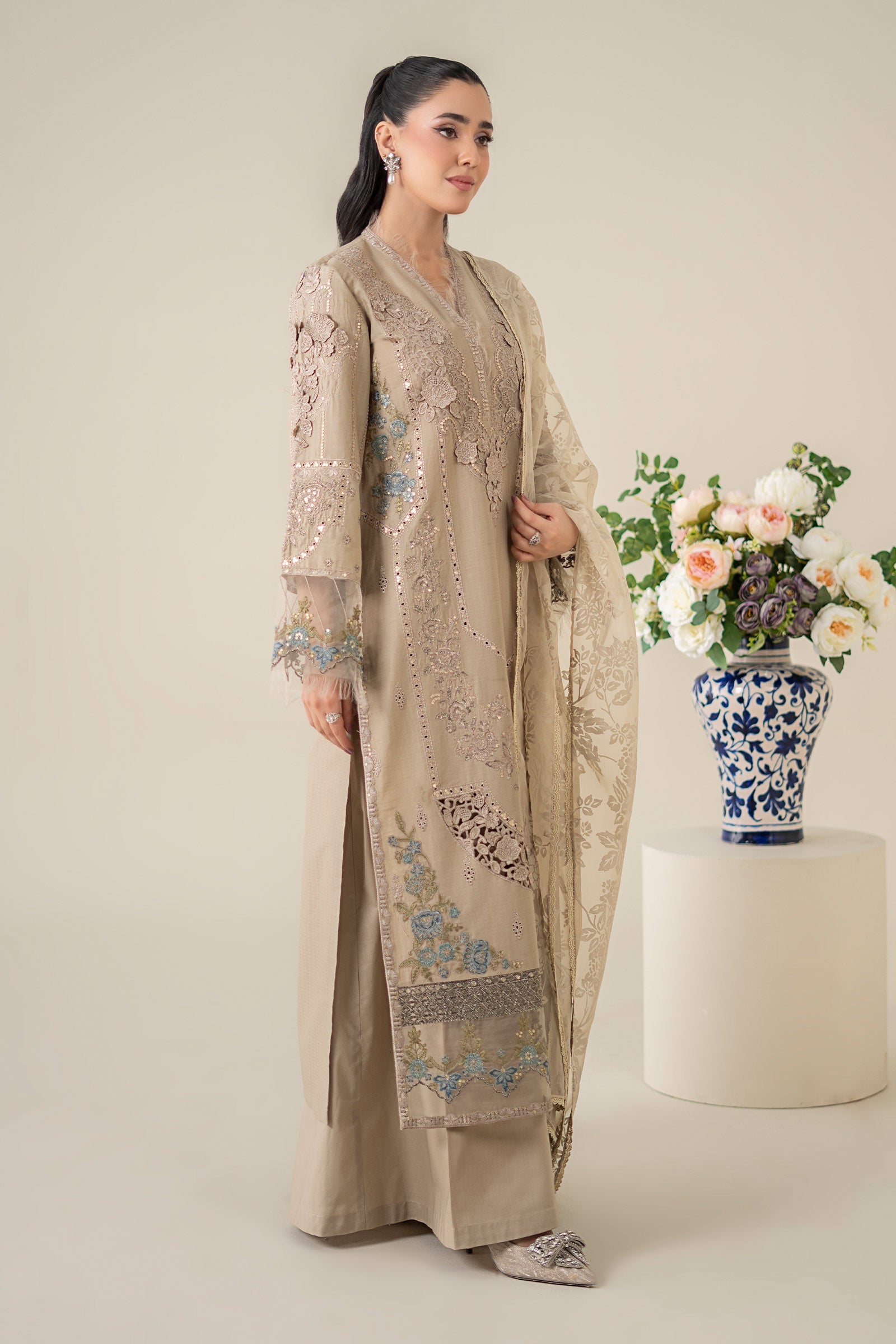 Maria B | Luxury Pret 25 | DW-EA25-16