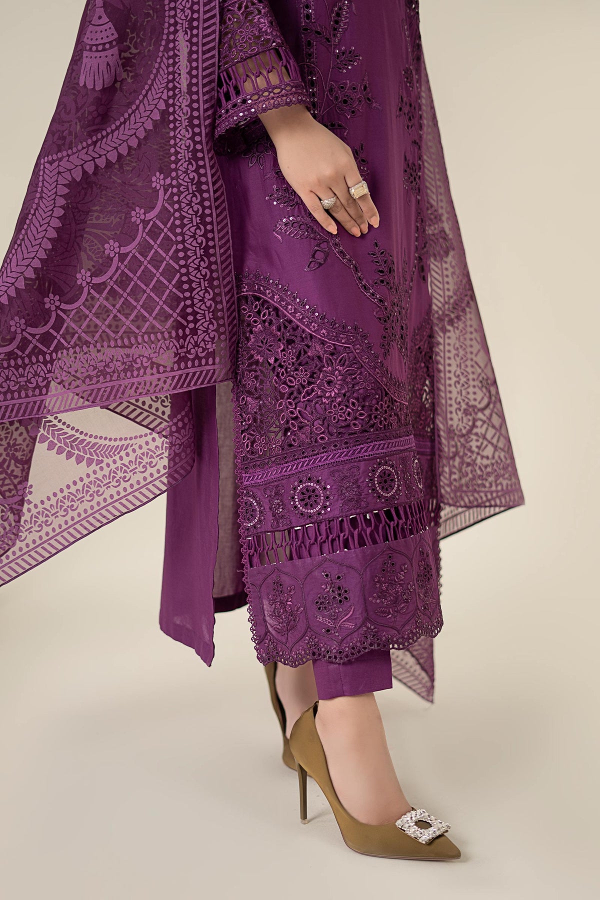 Maria B | Luxury Pret 25 | DW-EA25-74