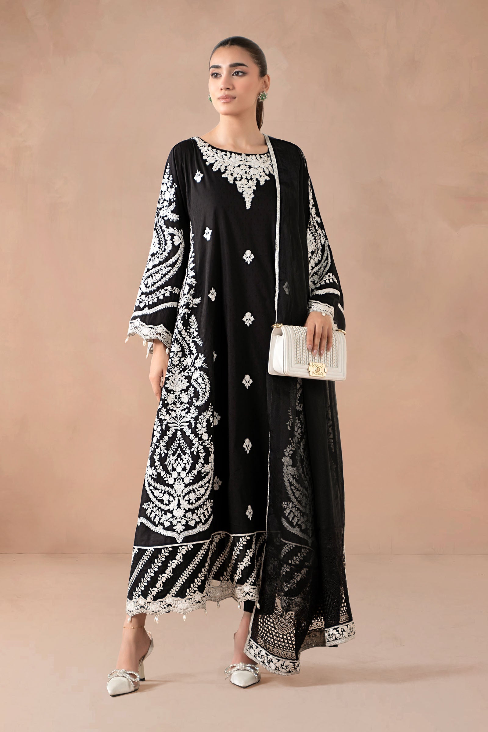 Maria B | Luxury Winter Pret 25 | DW-MN24-04R1-Black