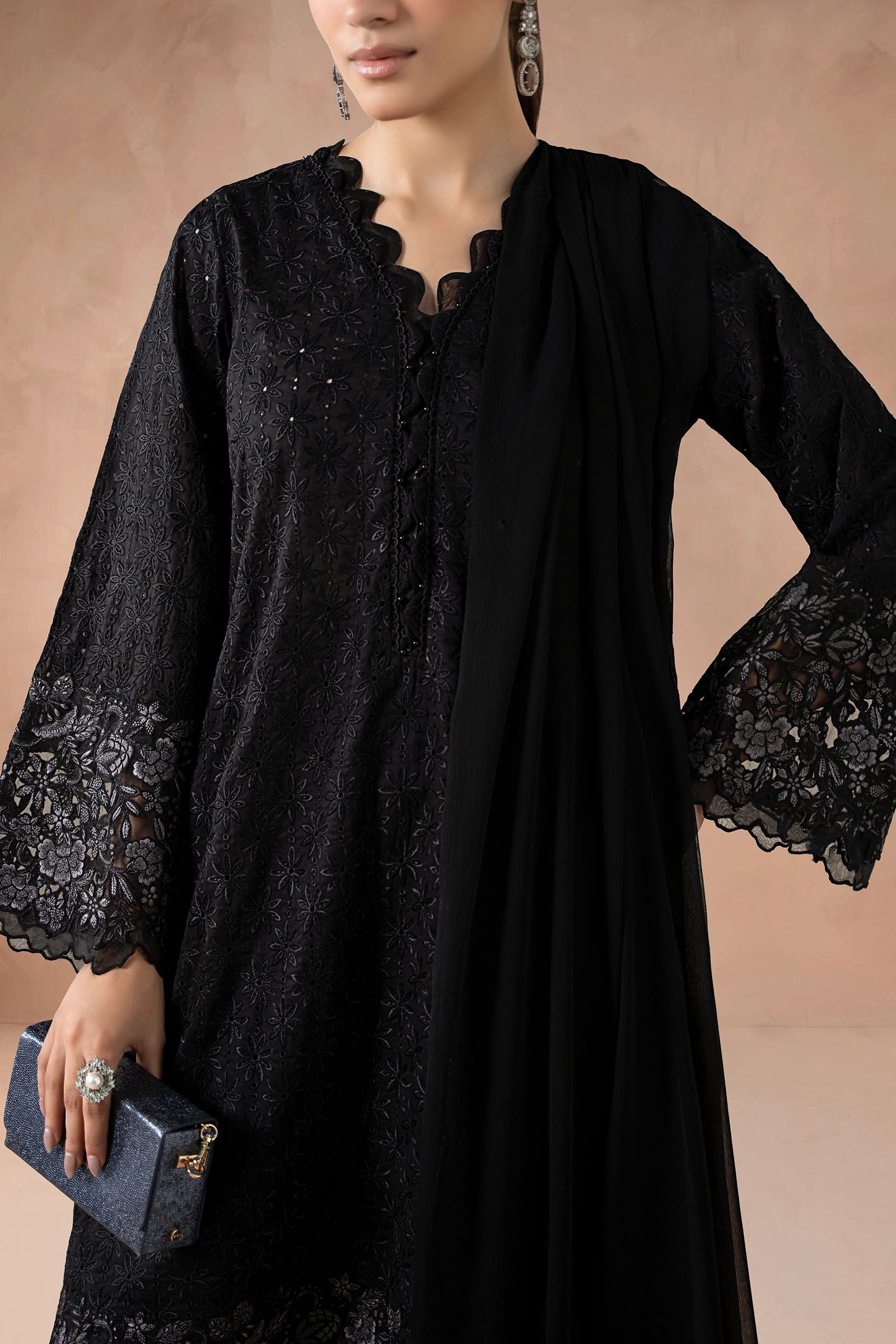 Maria B | Luxury Winter Pret 25 | DW-MN25-11-Black