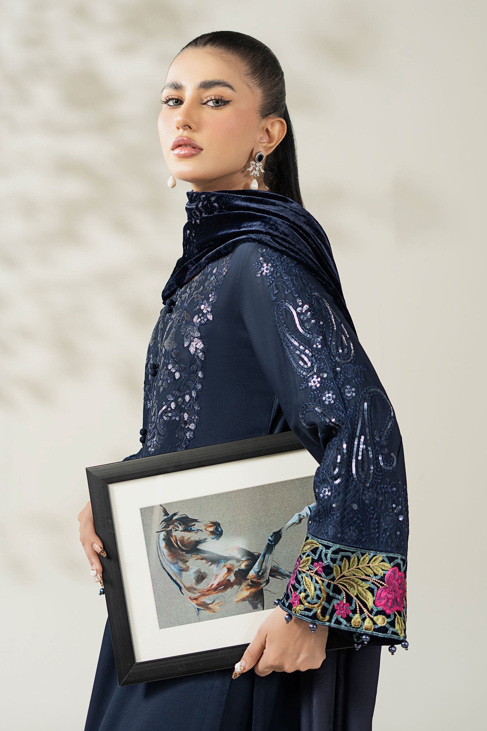 Maria B | Pre Fall Dresses | 3 Piece Embroidered Linen Suit VV