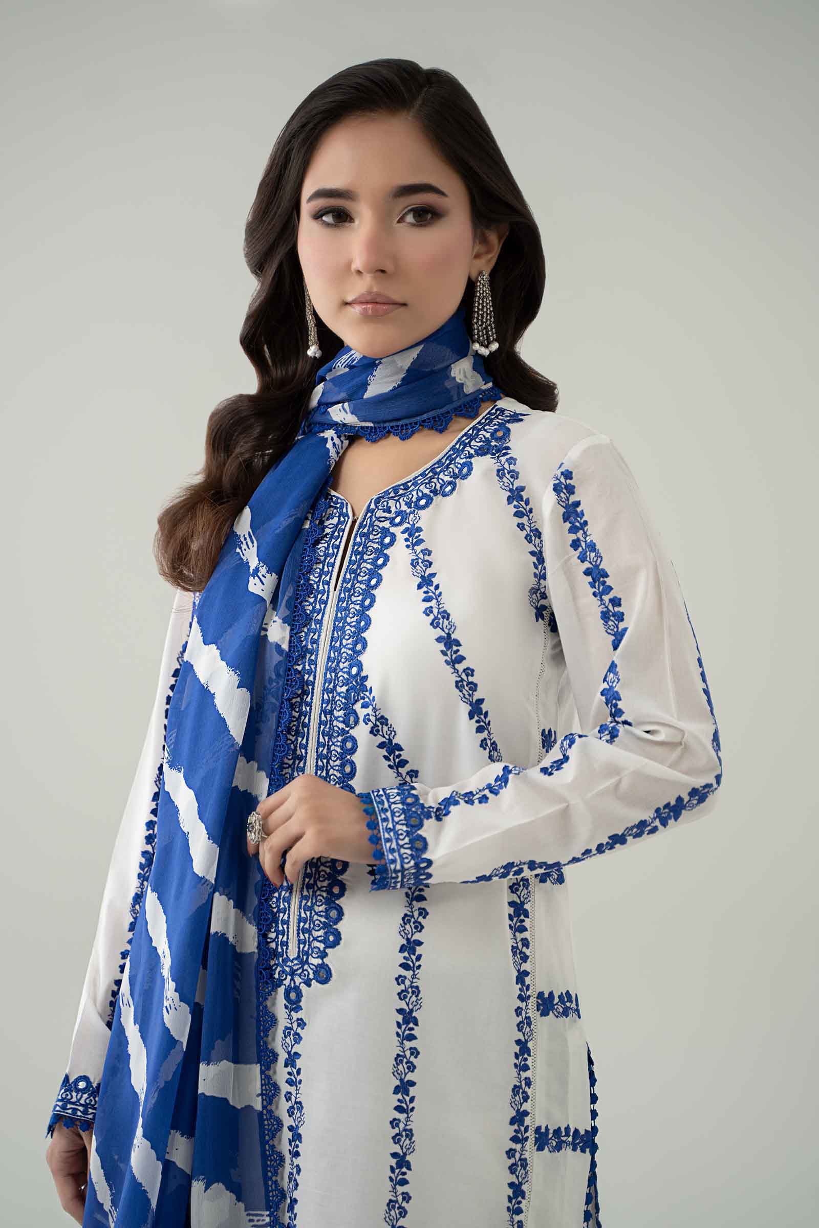 Maria B | Luxury Pret 25 | DW-EA25-60