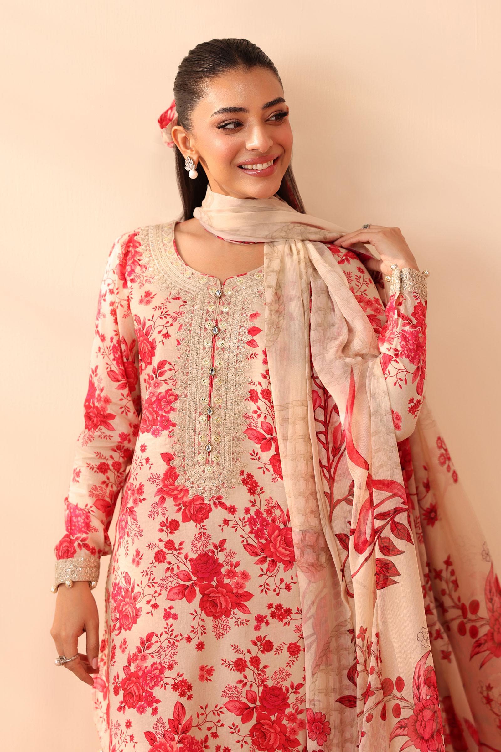 Maria B | Pre Fall Dresses | 3 Piece Embroidered Lawn Suit Pink