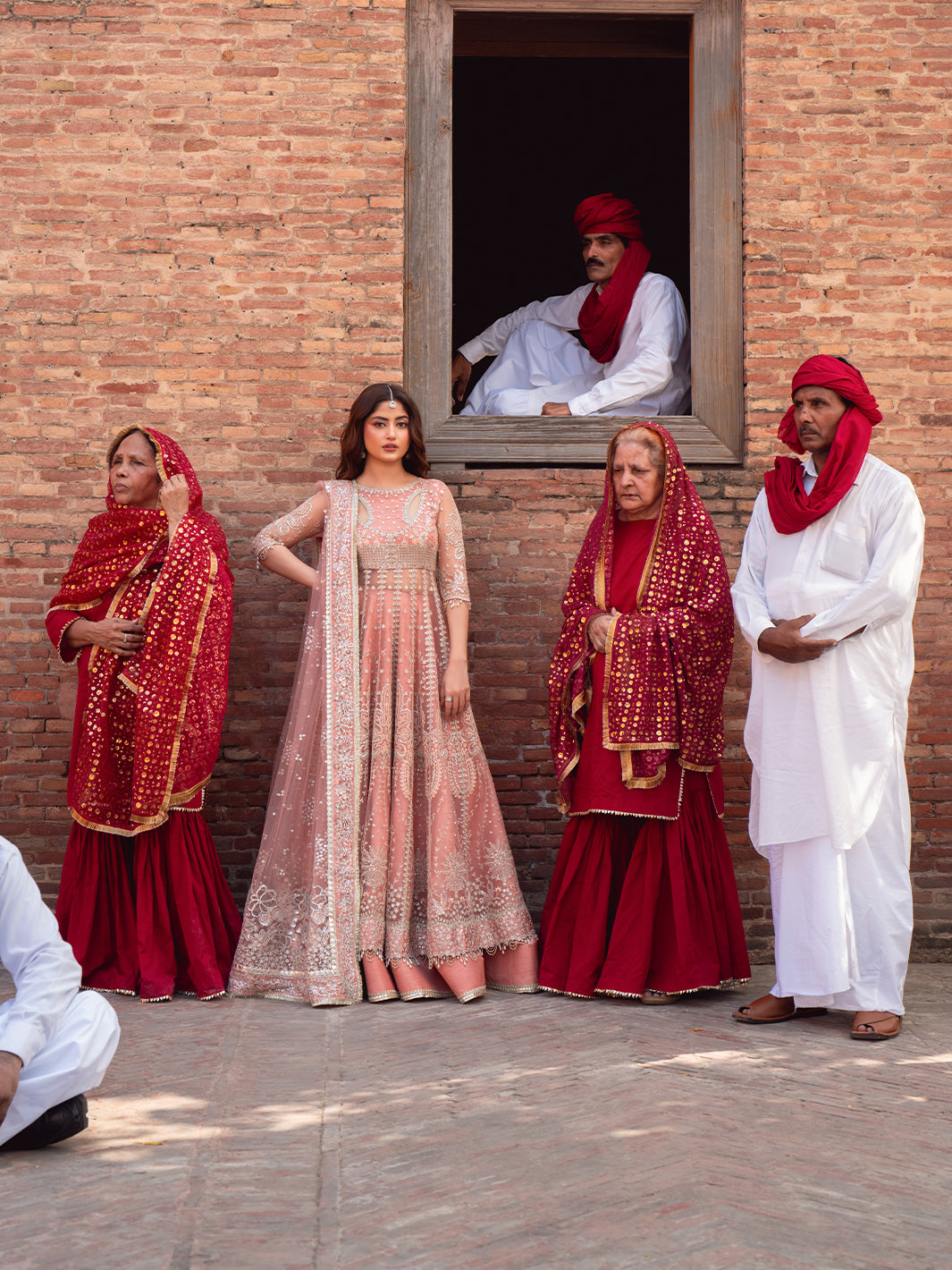 Bin Ilyas | Sona Gachi Luxury Formals | D-604