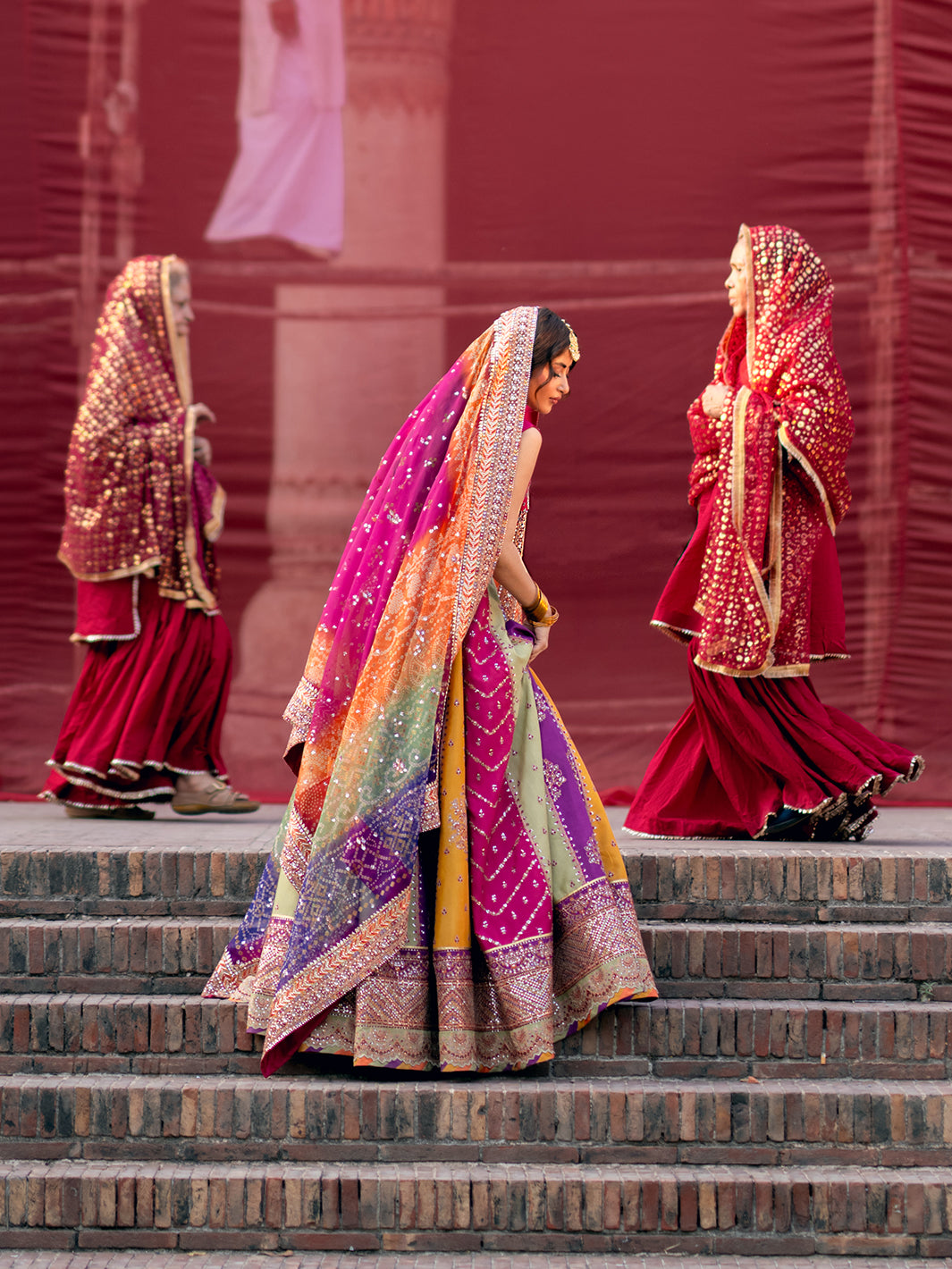 Bin Ilyas | Sona Gachi Luxury Formals | D-607