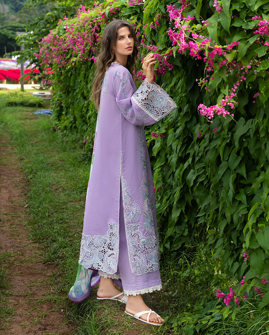 Mushq | Hemline the Secret Garden | Dewdrop Dance